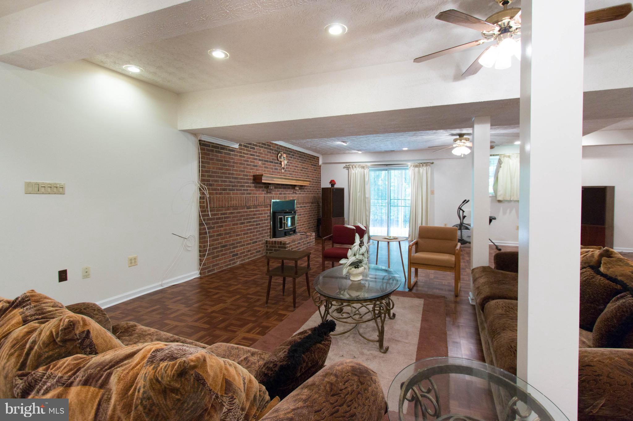 PARADISE ACRES - Residential