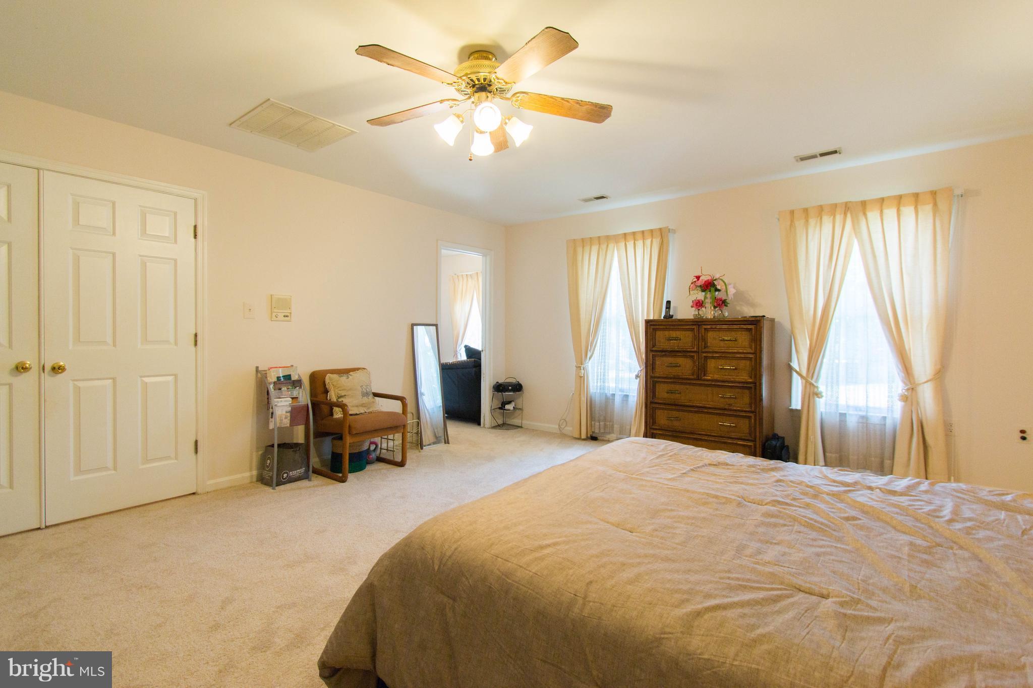 PARADISE ACRES - Residential