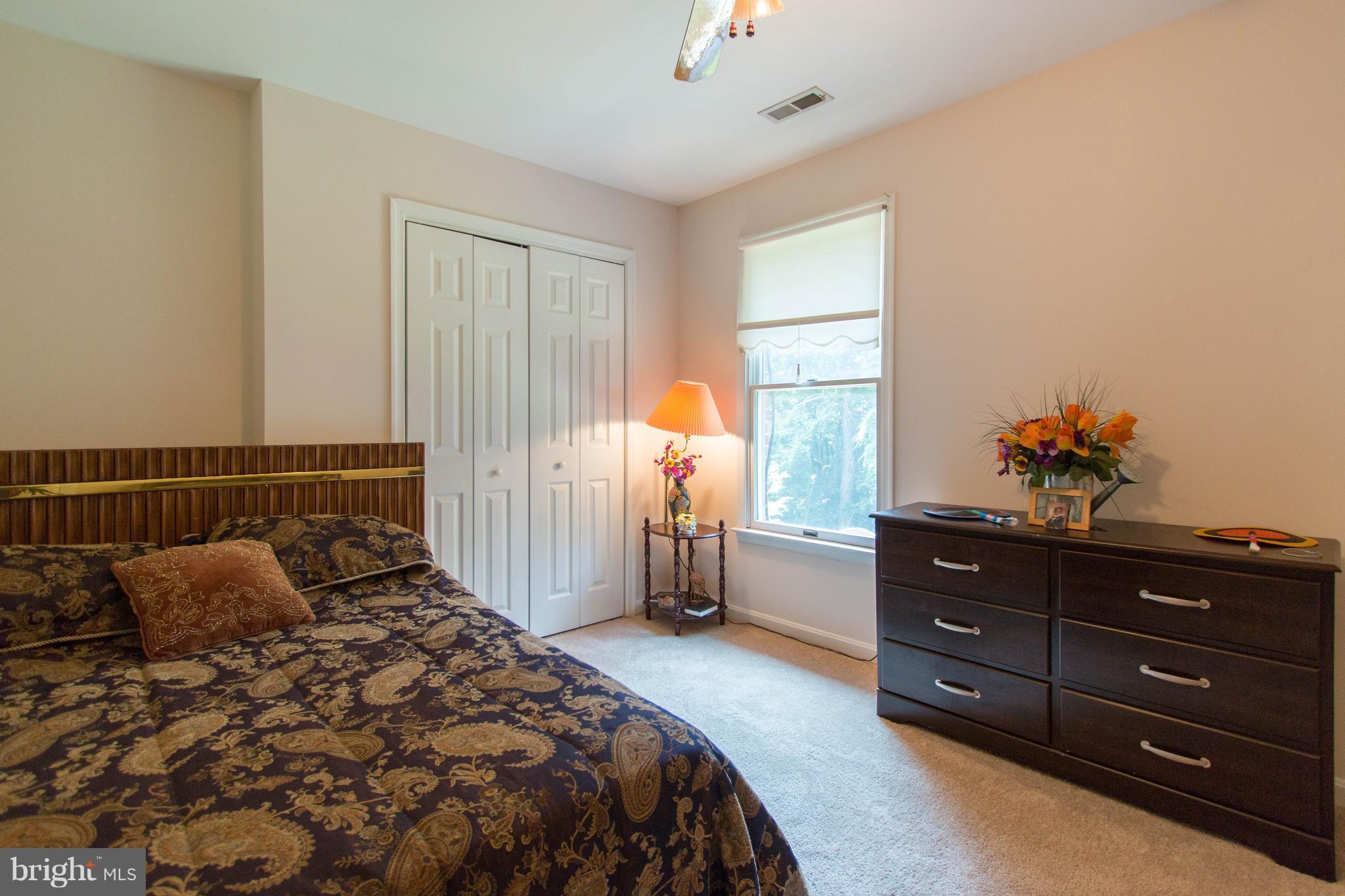 PARADISE ACRES - Residential