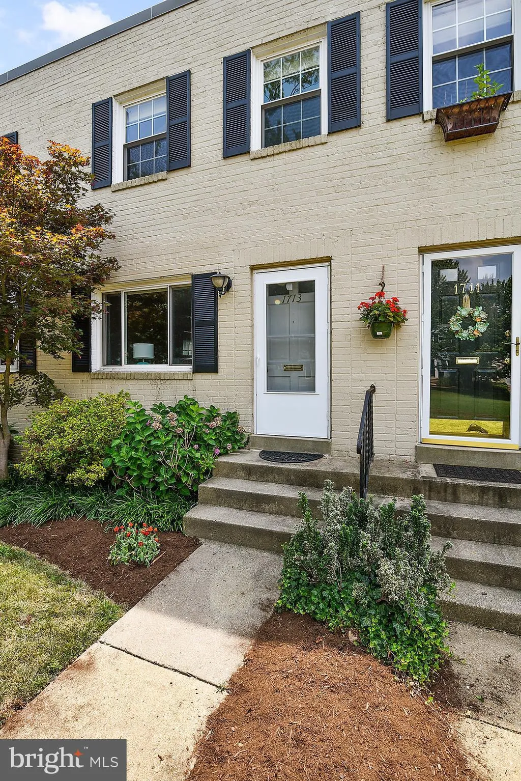 1713 Cliff Street N, Alexandria, VA 22301