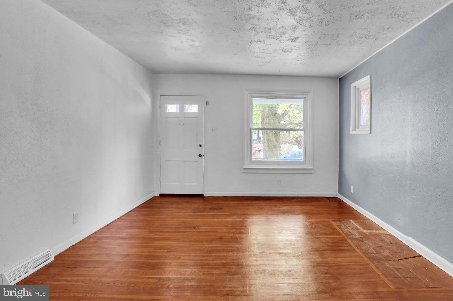 NORTHMONT - Residential