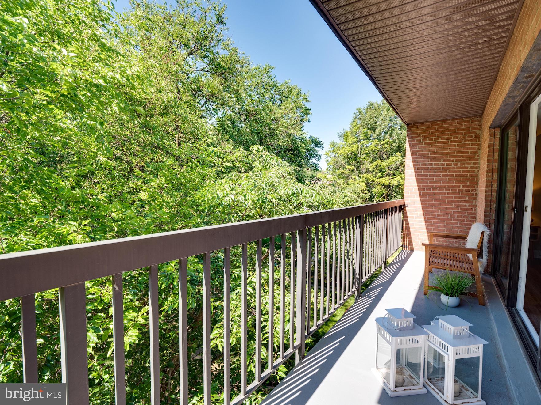 BOLLING BROOK - Residential