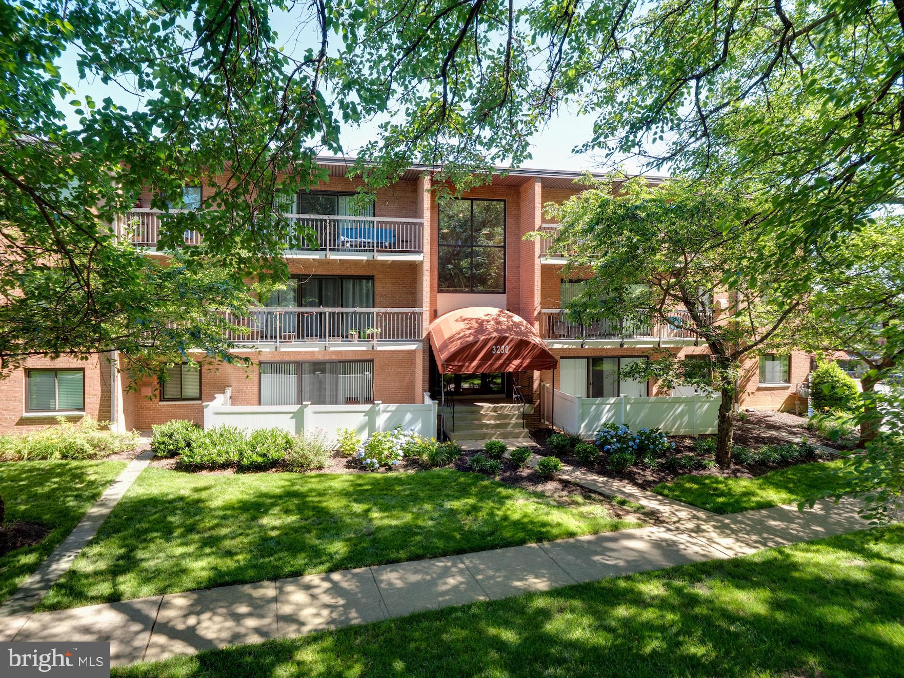 BOLLING BROOK - Residential