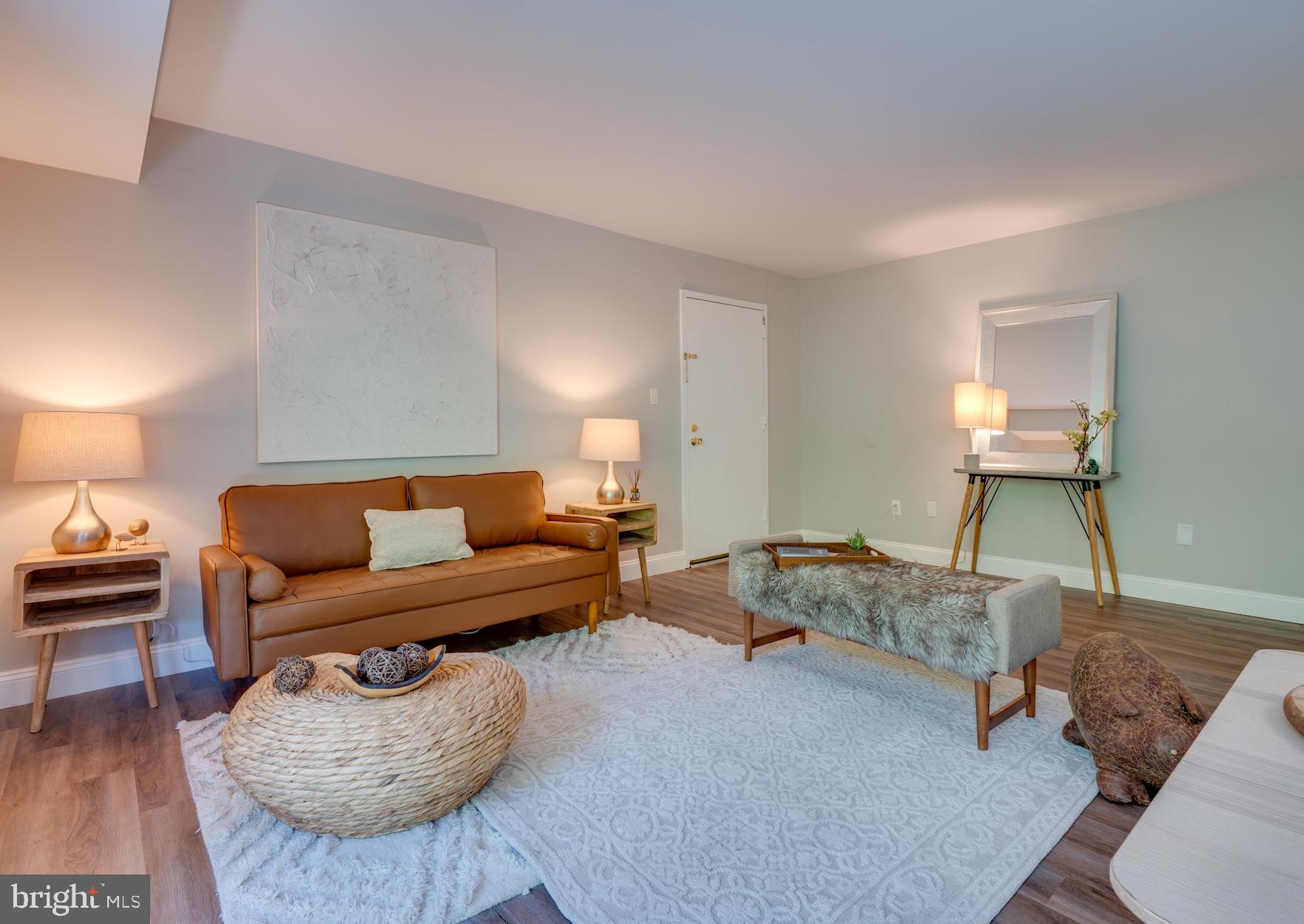 BOLLING BROOK - Residential