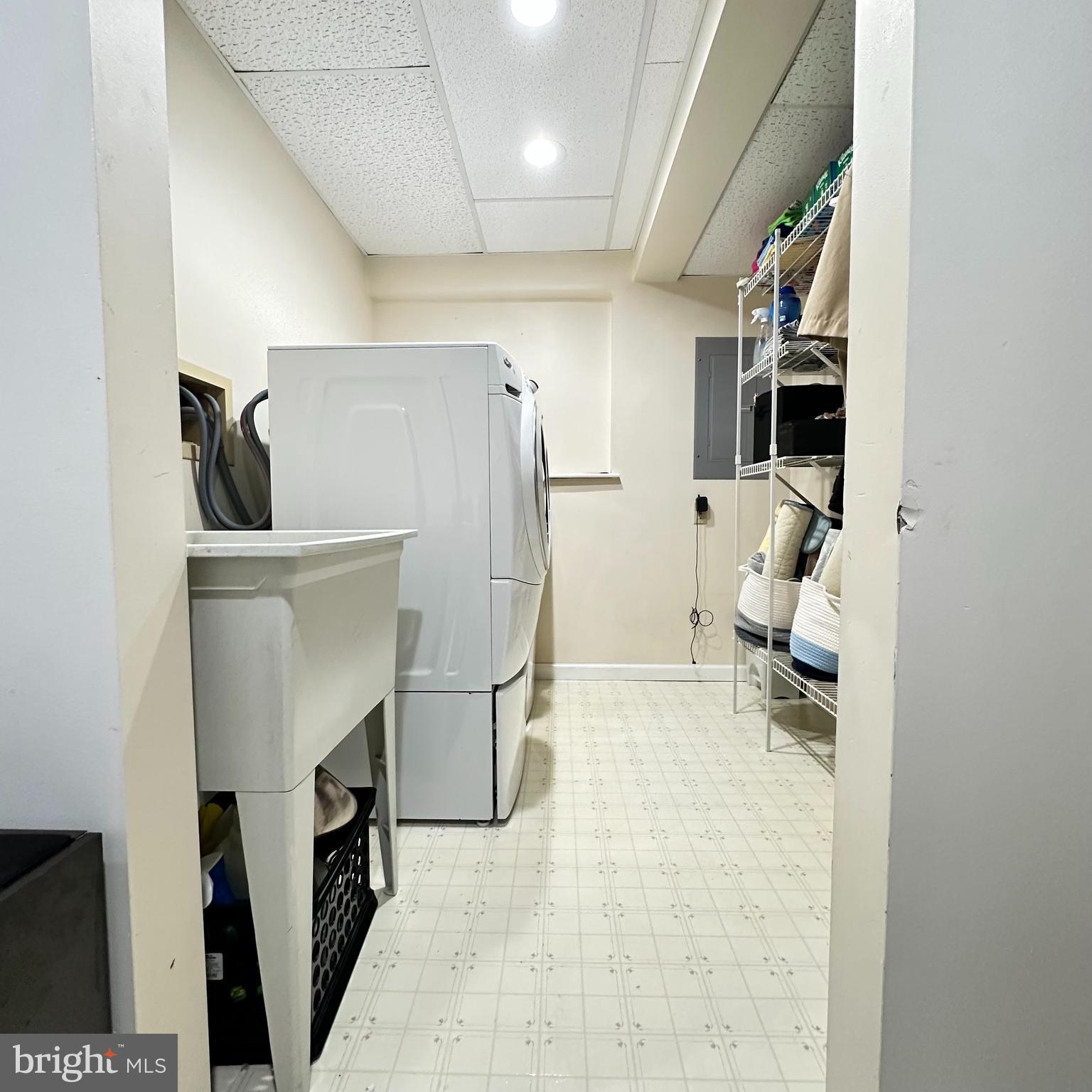 CHESAPEAKE RANCH ESTATES - Residential Lease