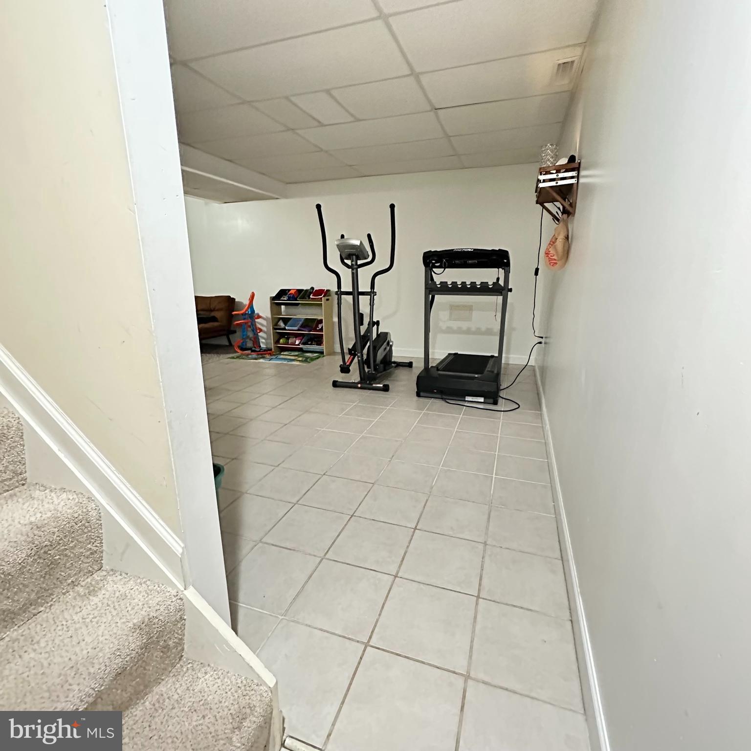 CHESAPEAKE RANCH ESTATES - Residential Lease