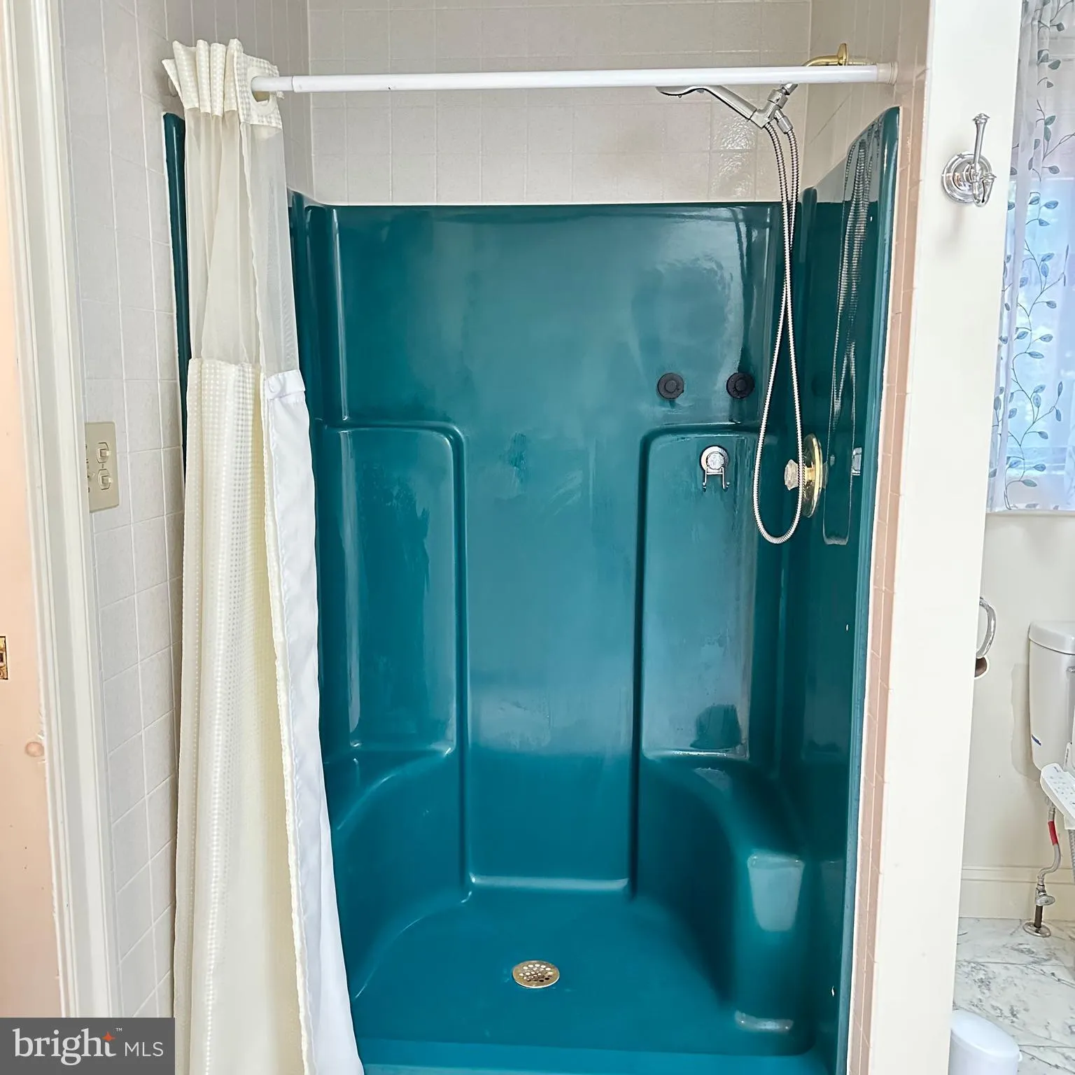 Lusby, Maryland 20657, United States, 3 Bedrooms Bedrooms, ,4 BathroomsBathrooms,Residential,Active,137524