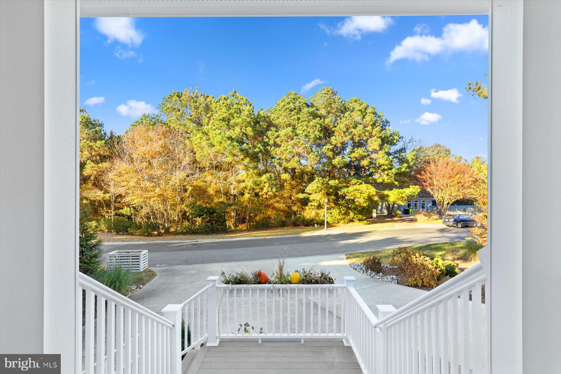 OCEAN BREEZES - Residential