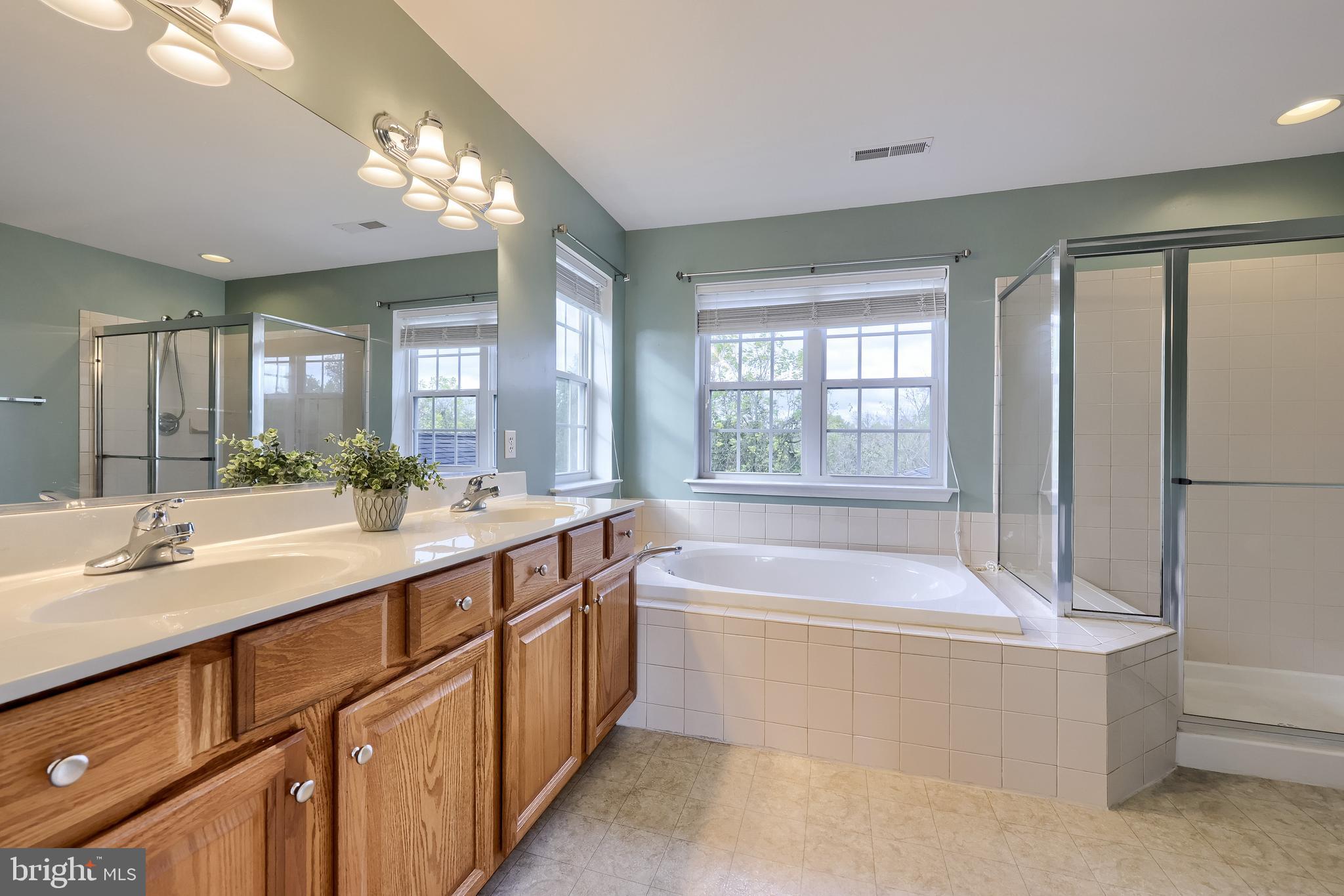 FOX RUN CREEK ESTATES - Residential