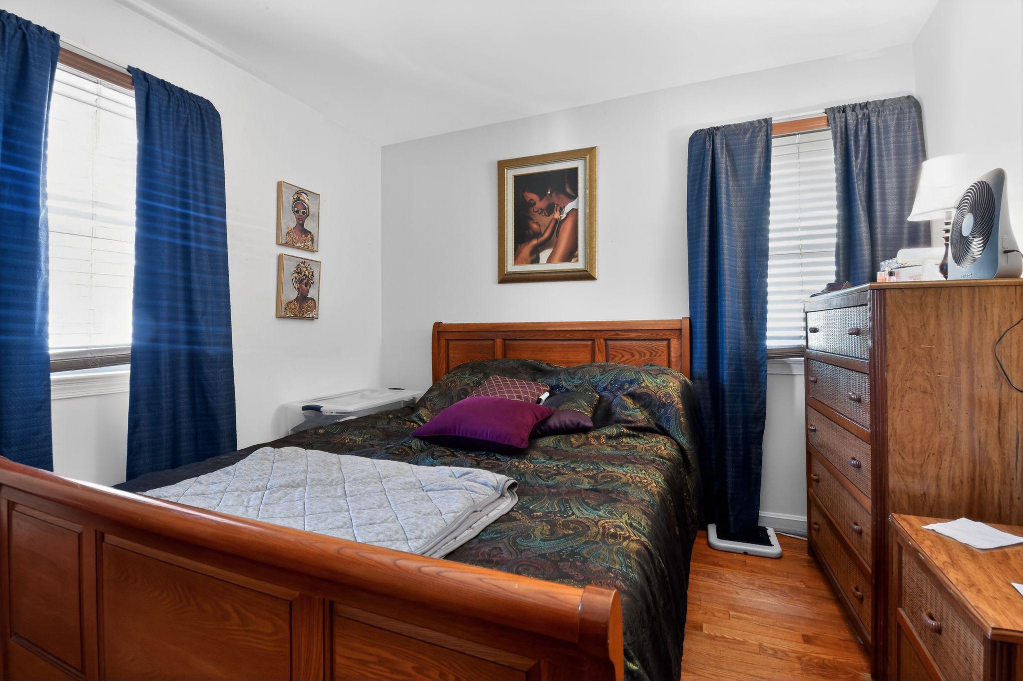 SUMMIT HALL - Residential