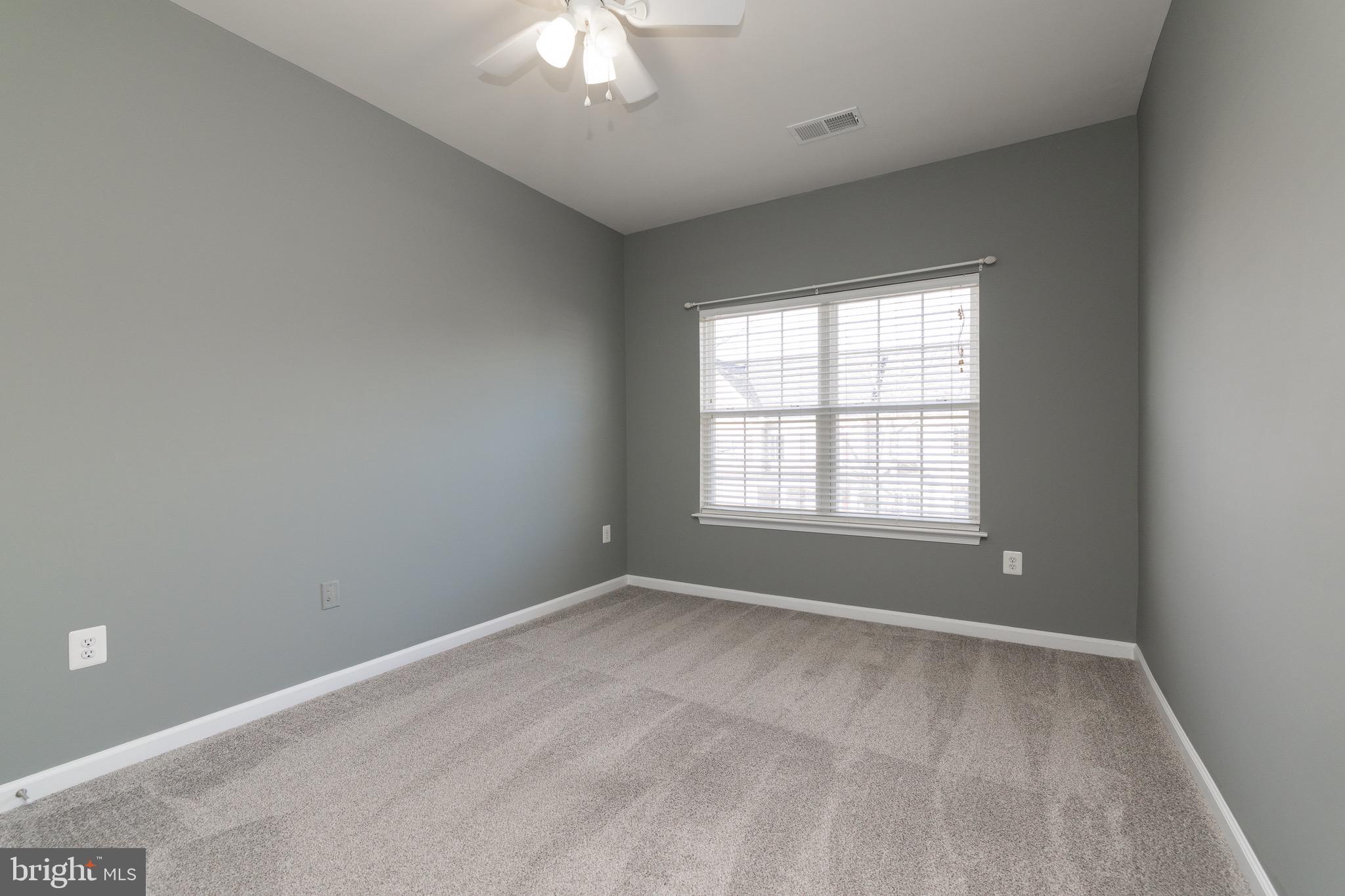 WAKELAND MANOR - Residential