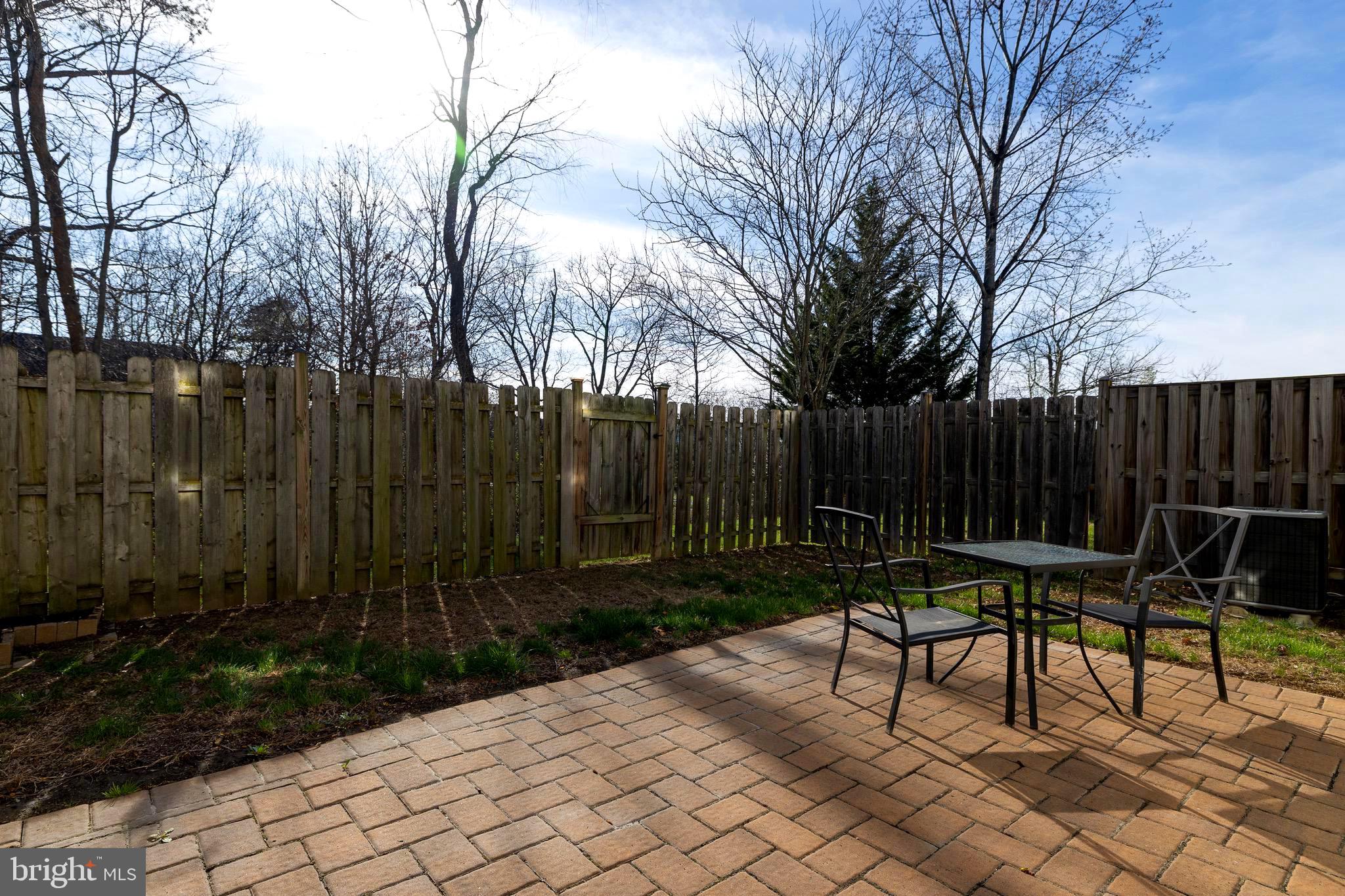 WAKELAND MANOR - Residential