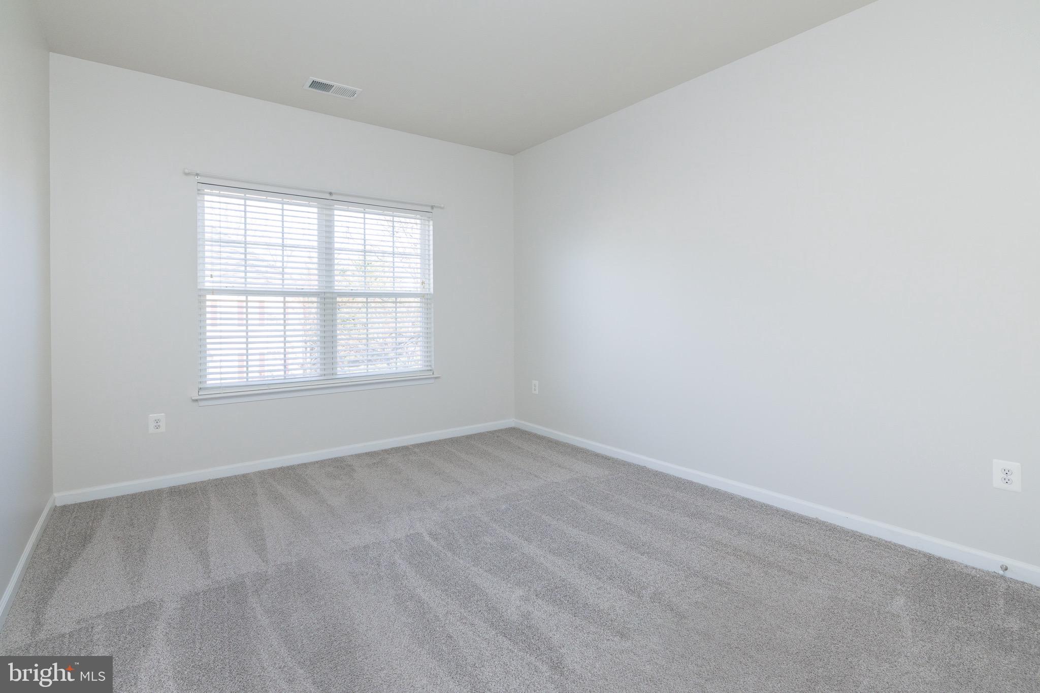 WAKELAND MANOR - Residential