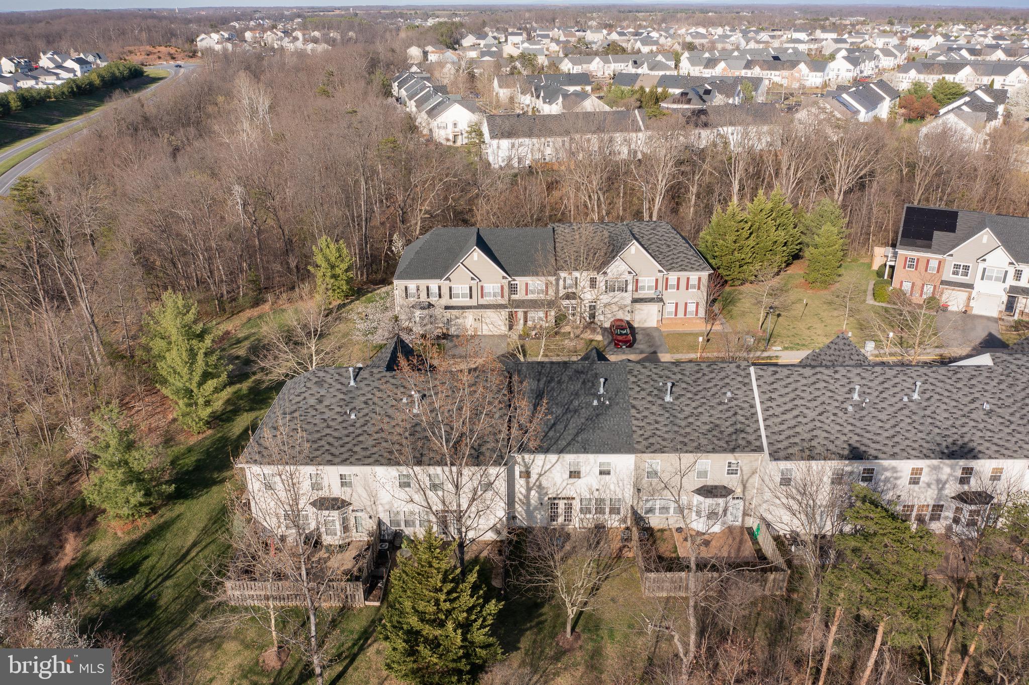 WAKELAND MANOR - Residential