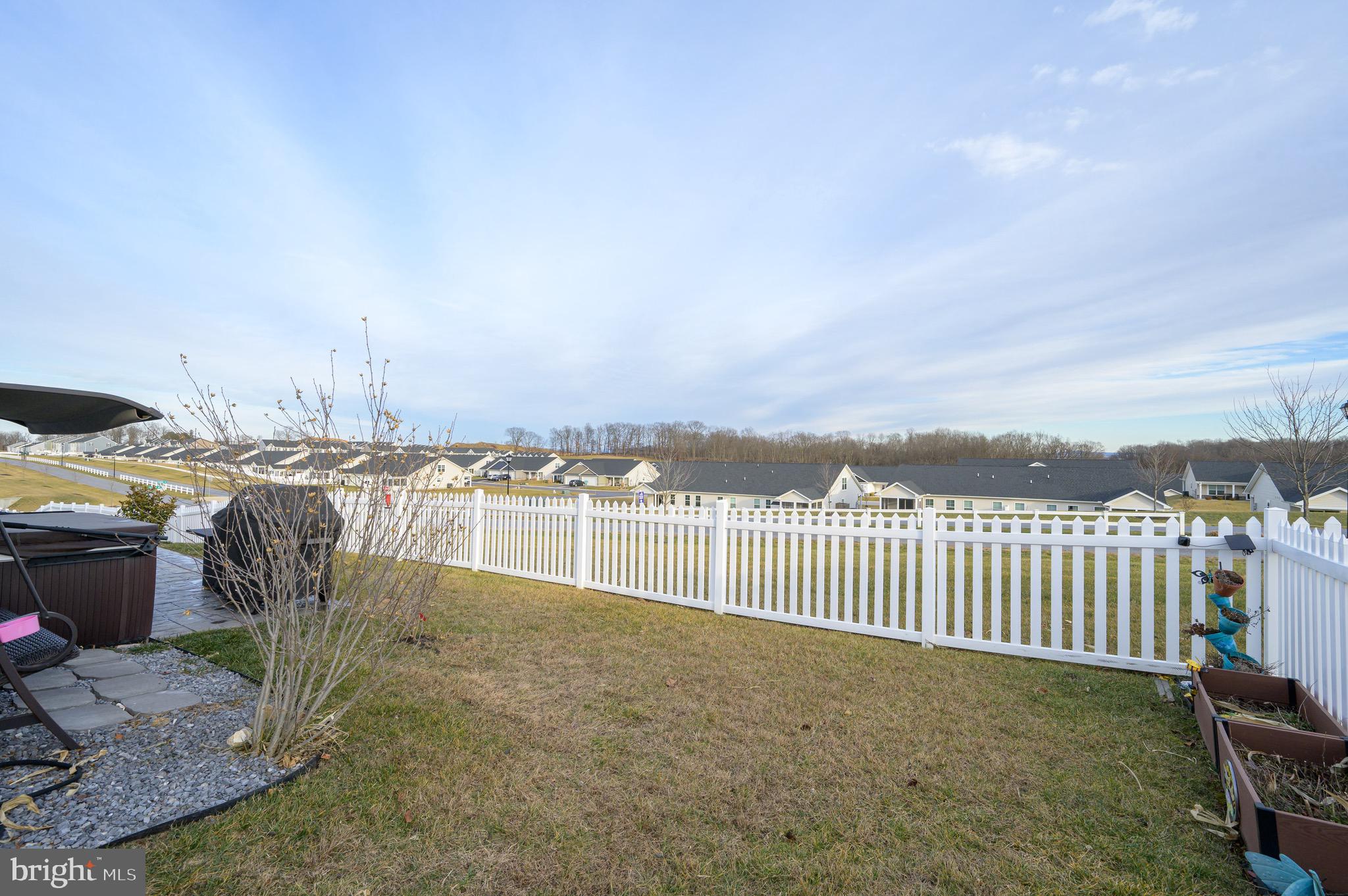 CARDINAL POINTE - Residential