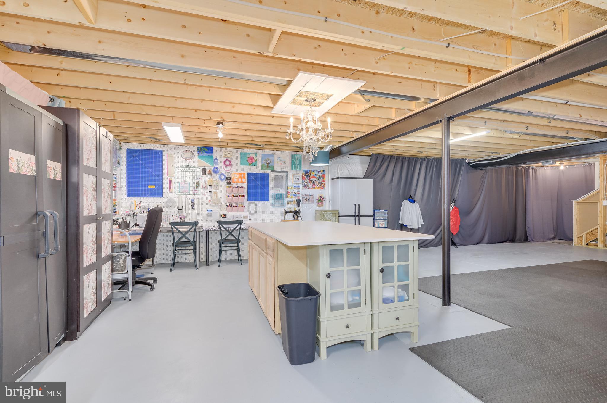 CARDINAL POINTE - Residential