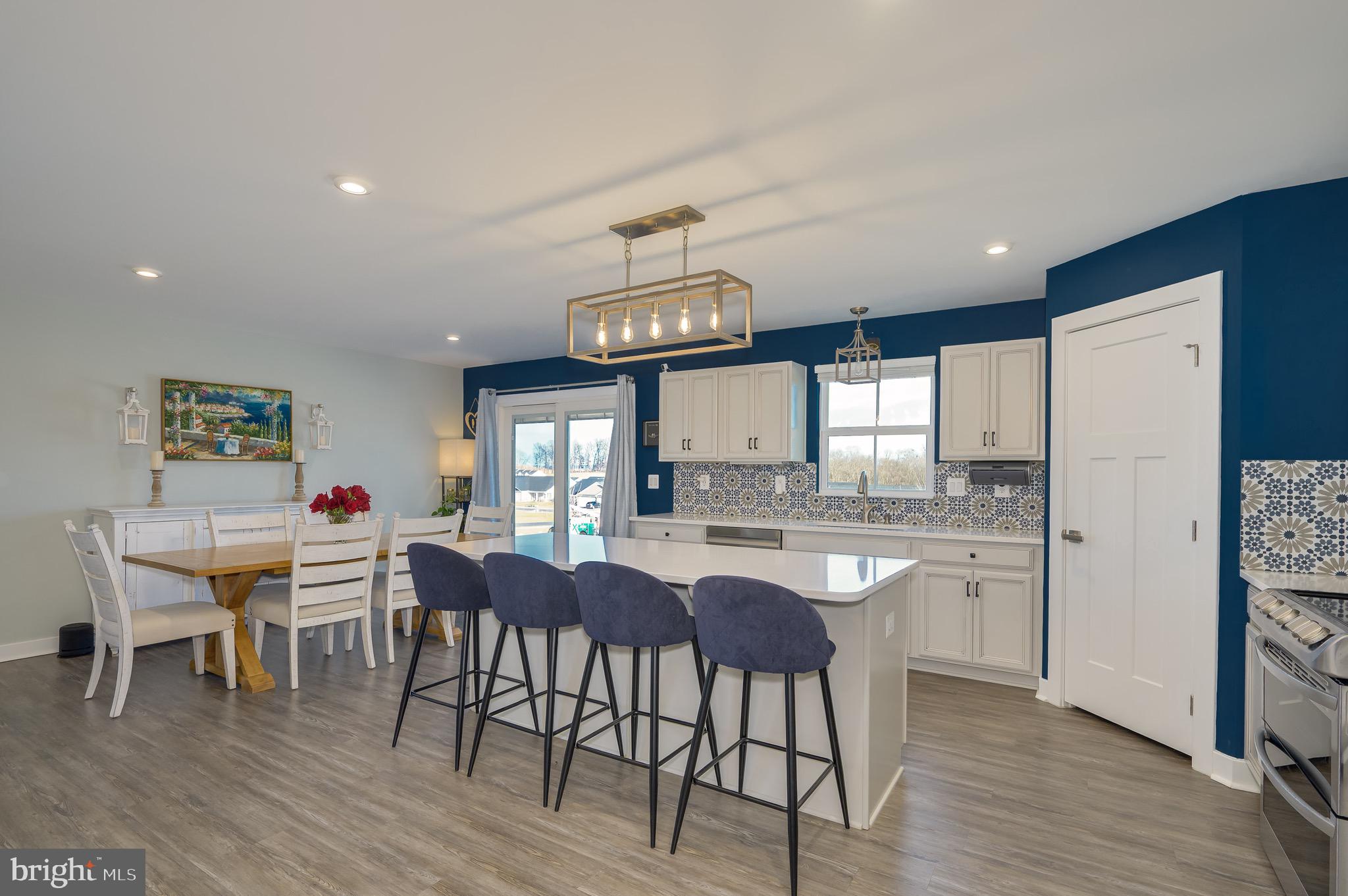 CARDINAL POINTE - Residential