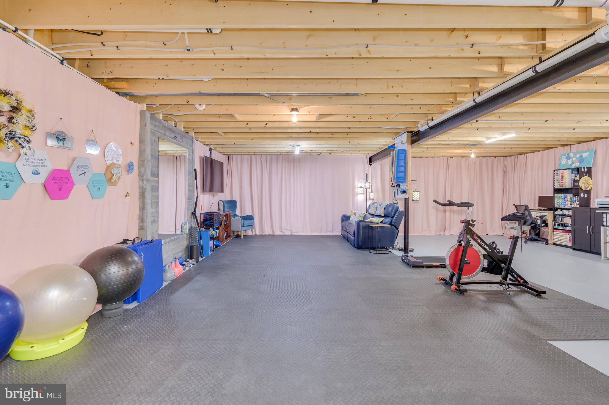 CARDINAL POINTE - Residential