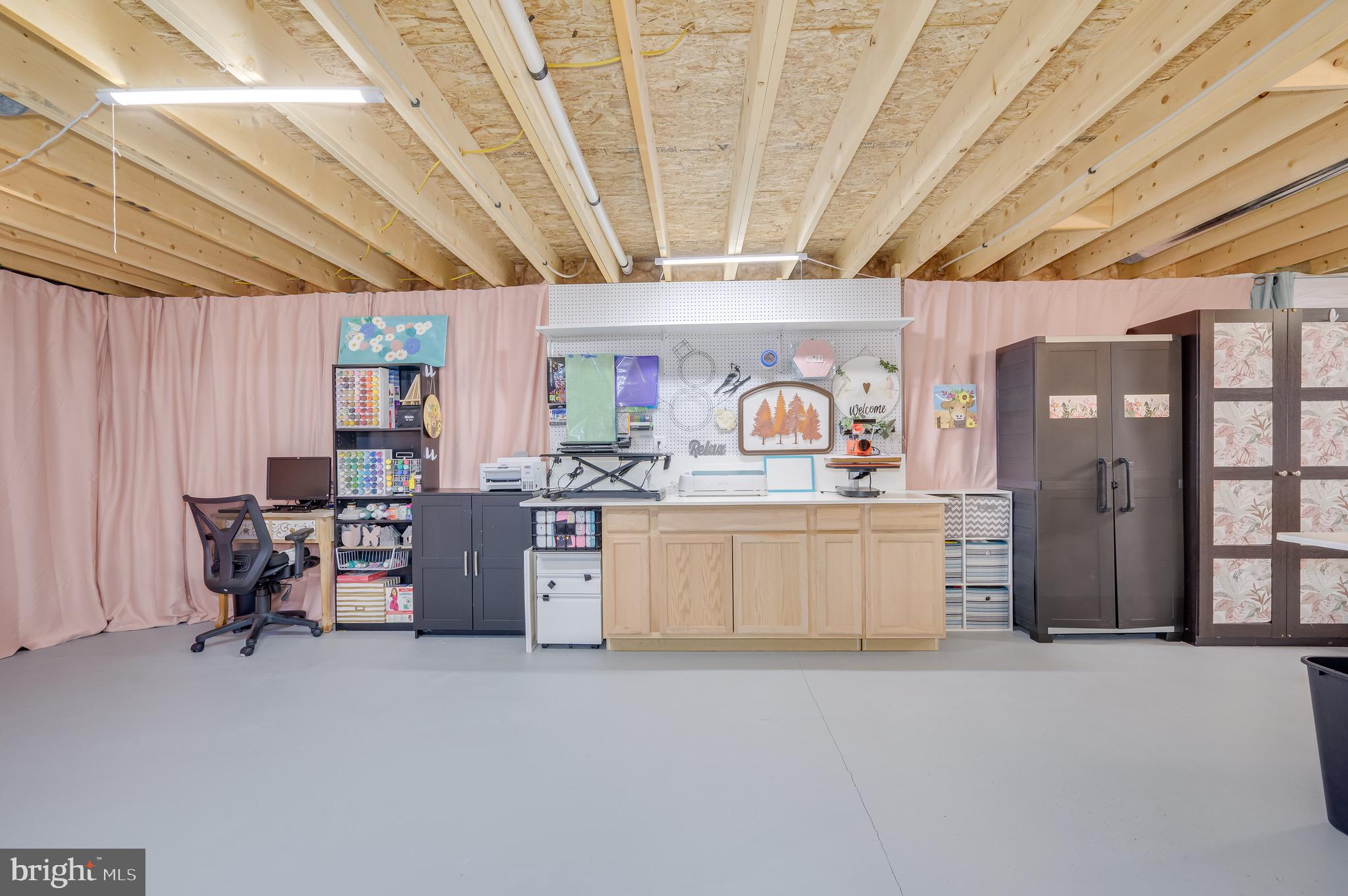 CARDINAL POINTE - Residential