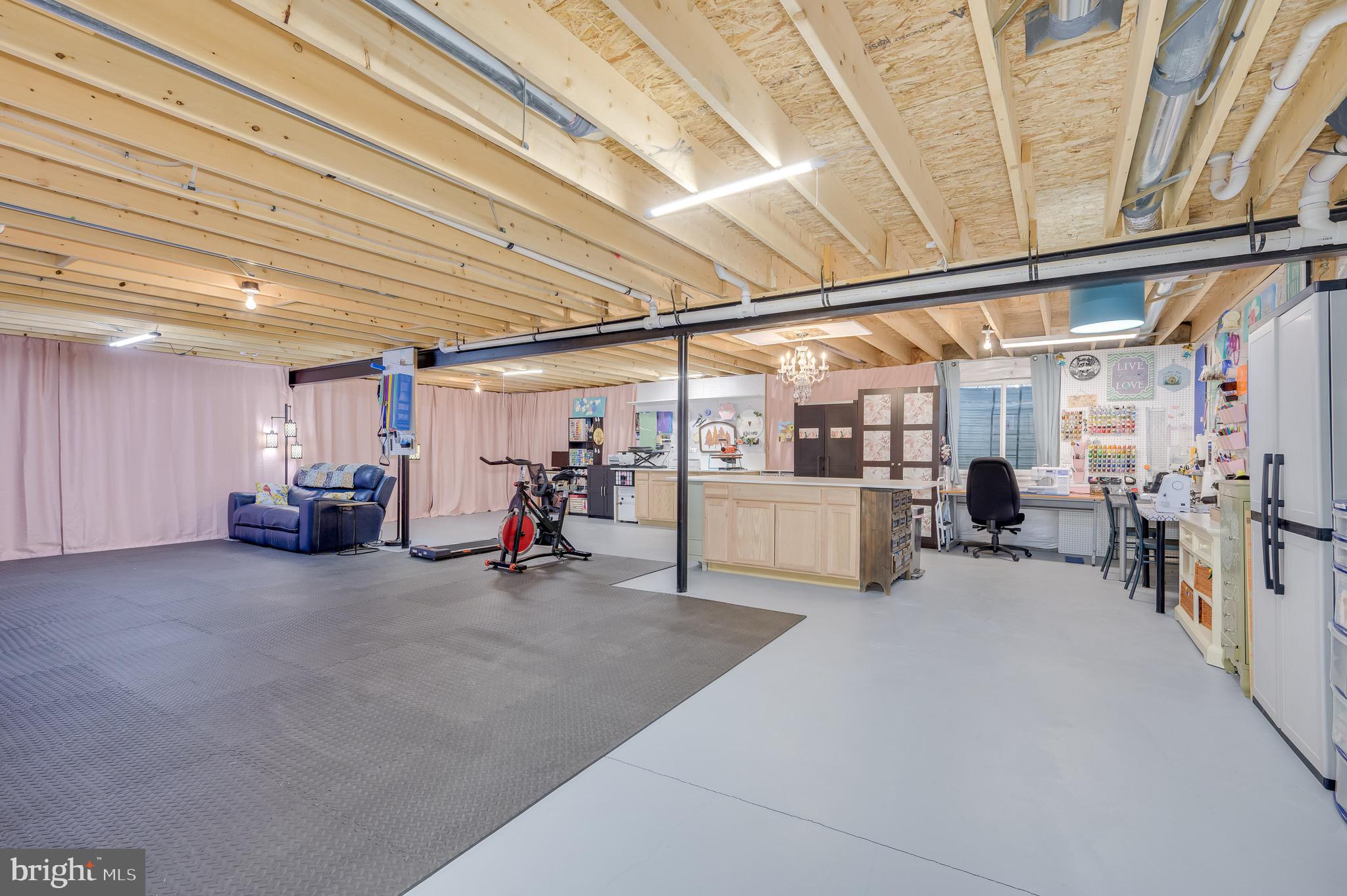 CARDINAL POINTE - Residential