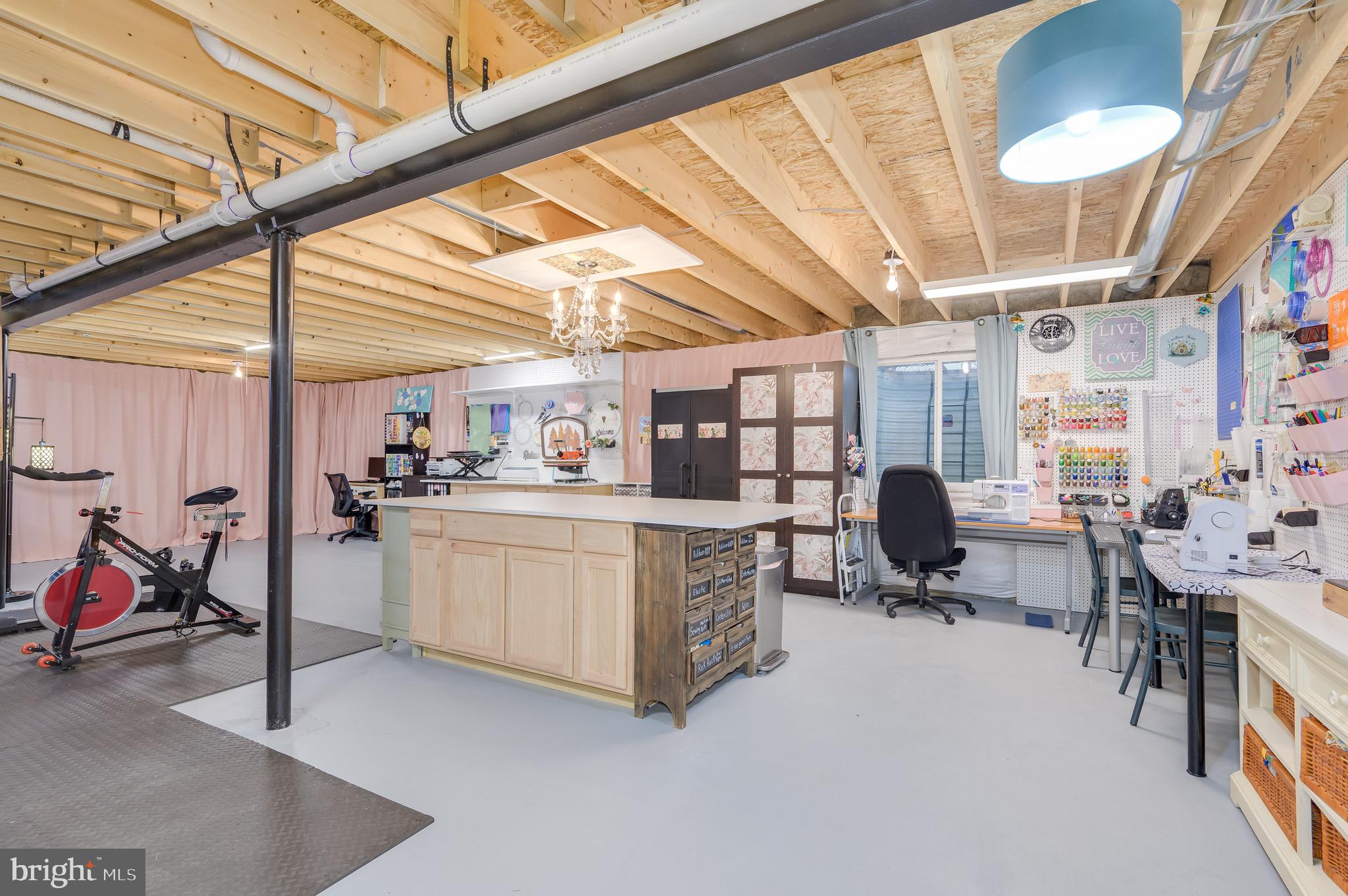 CARDINAL POINTE - Residential