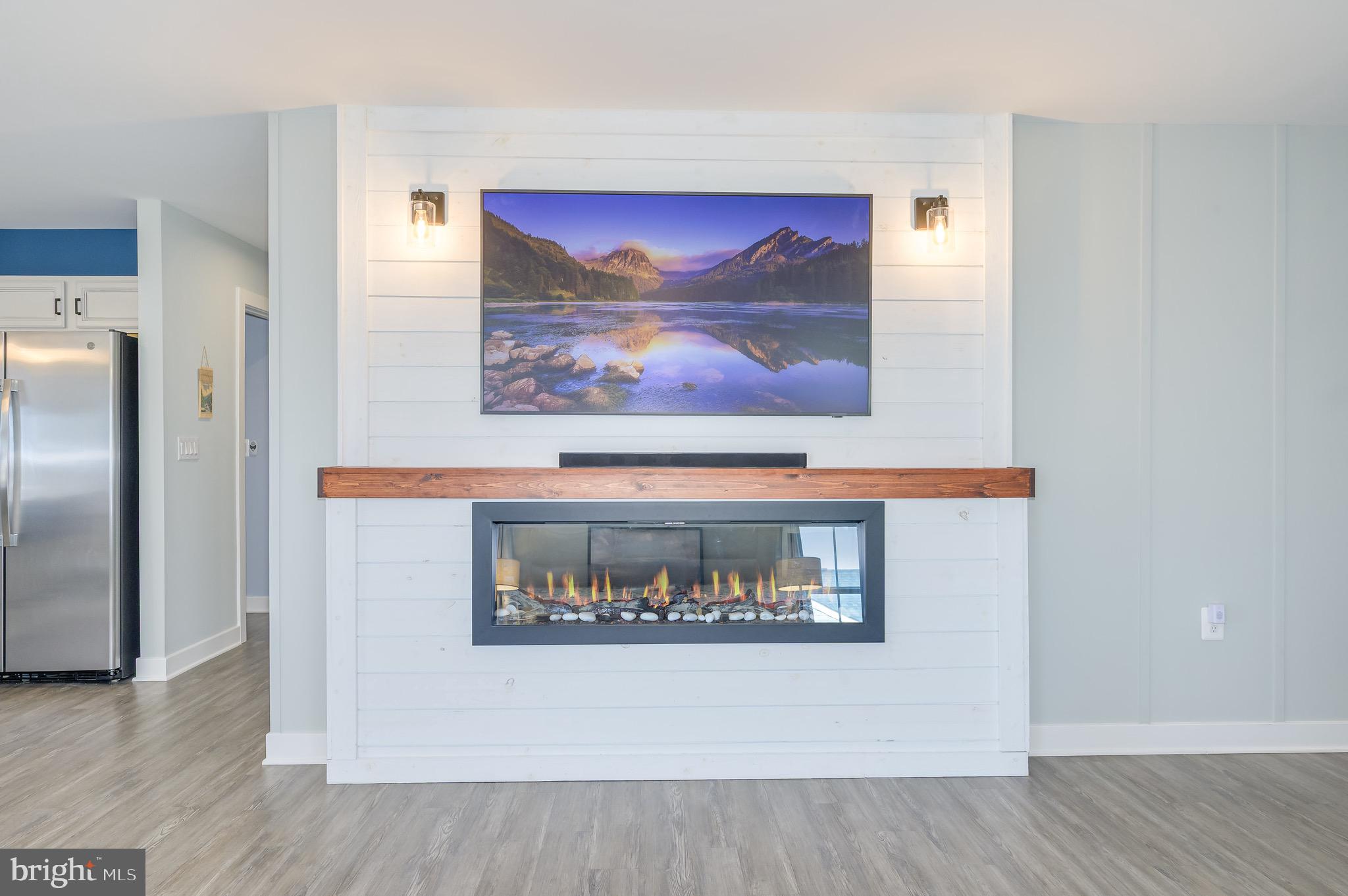 CARDINAL POINTE - Residential