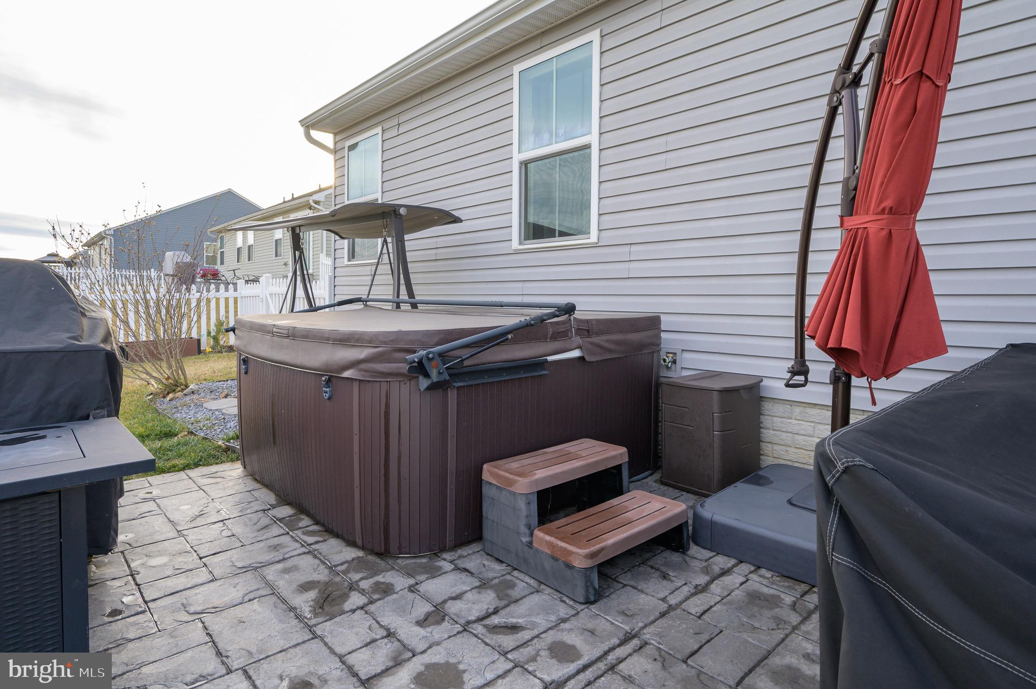 CARDINAL POINTE - Residential