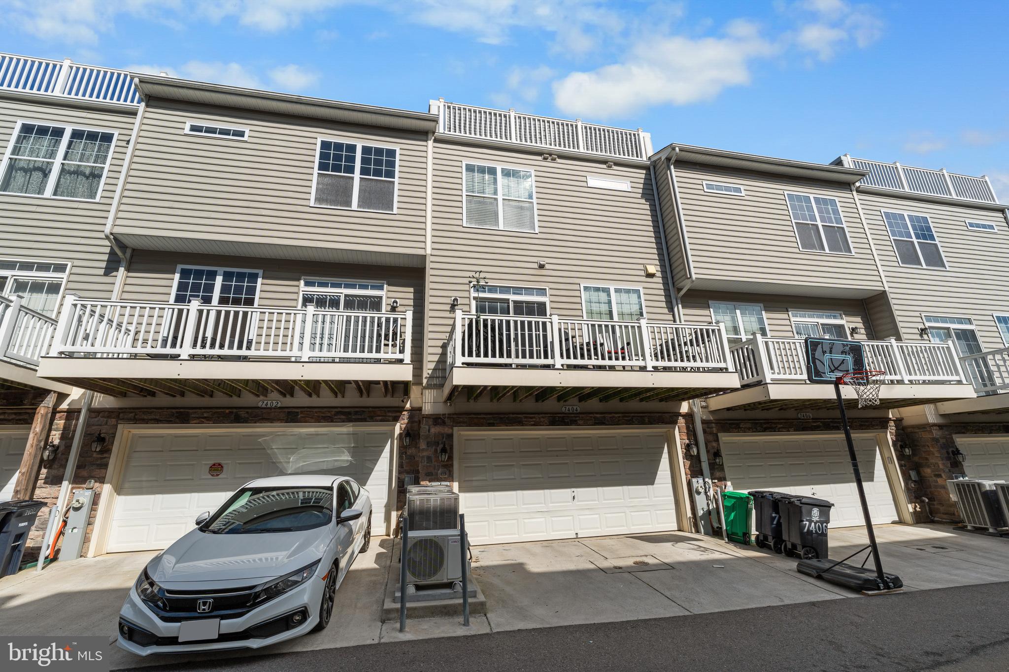 WOOD GLEN - Residential