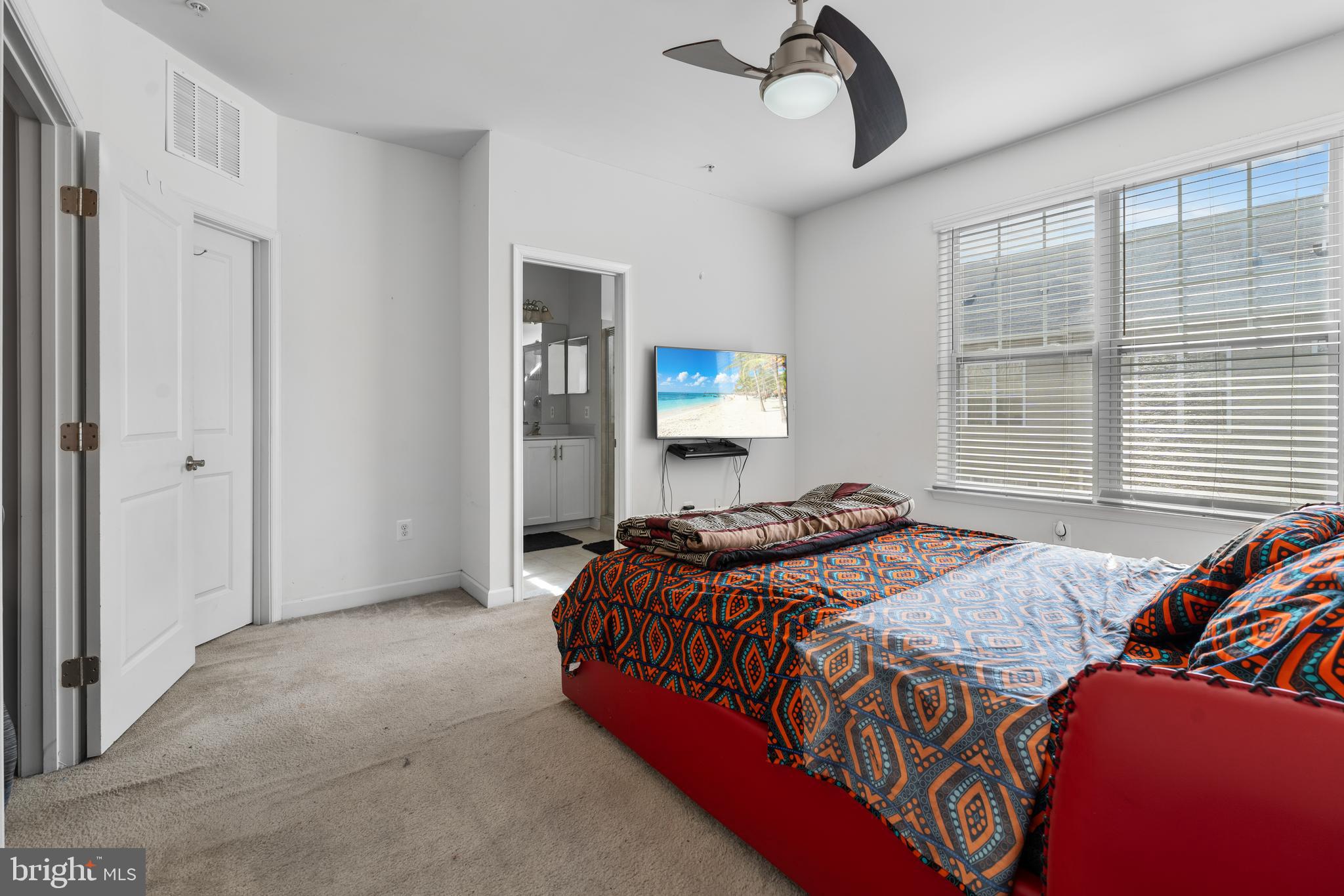 WOOD GLEN - Residential