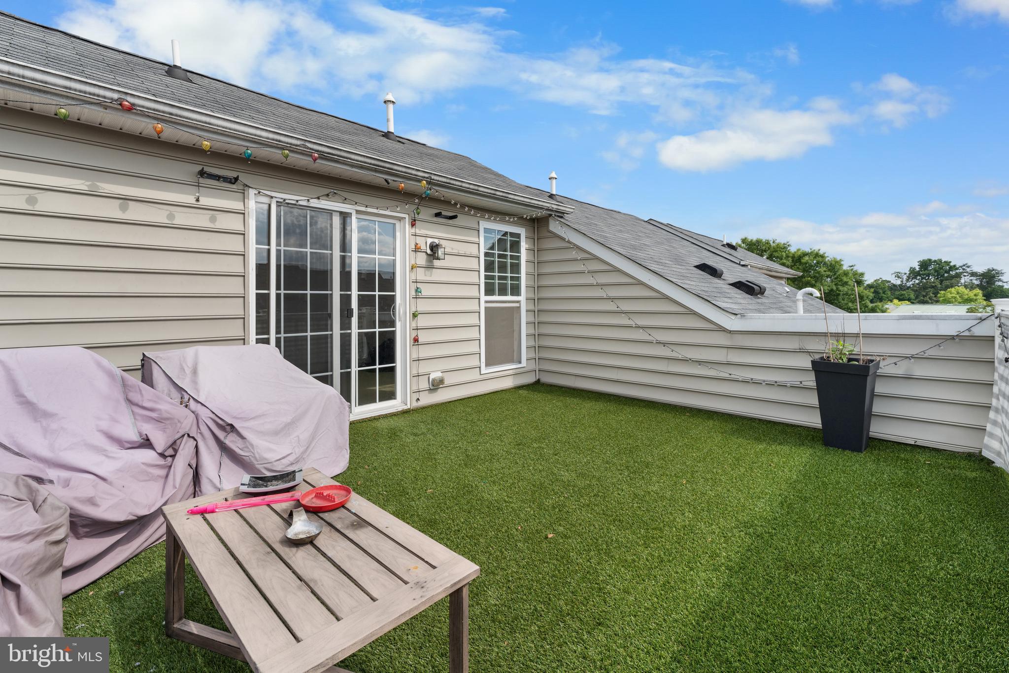 WOOD GLEN - Residential