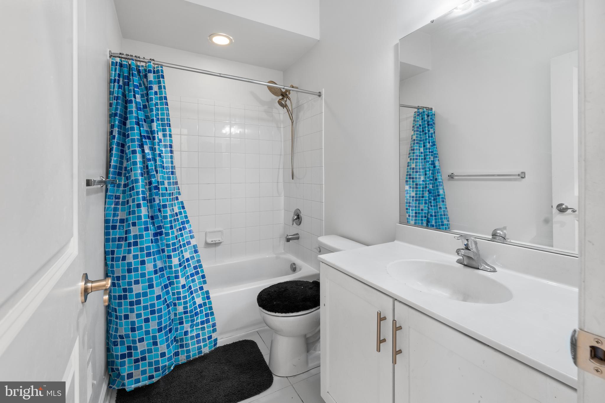 WOOD GLEN - Residential