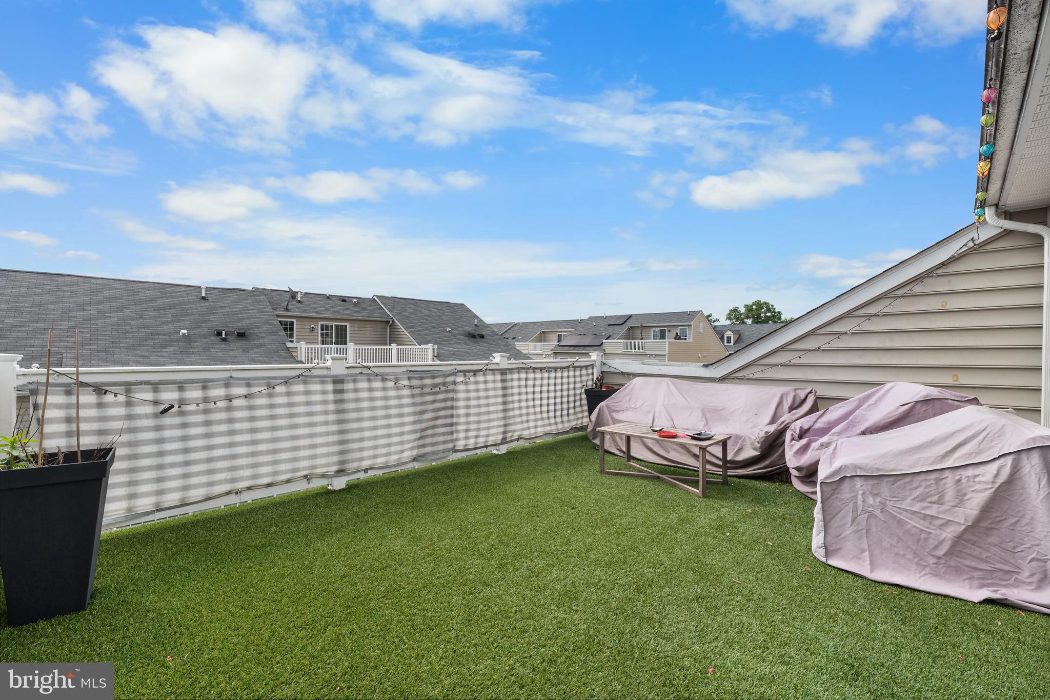 WOOD GLEN - Residential