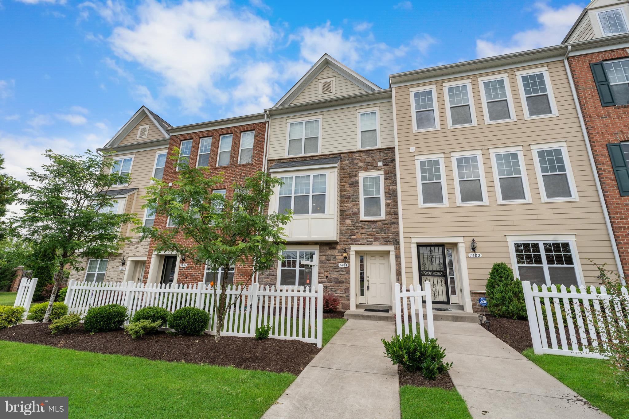 WOOD GLEN - Residential