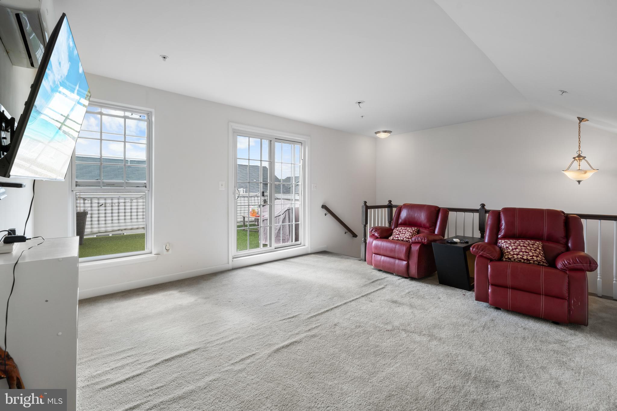 WOOD GLEN - Residential