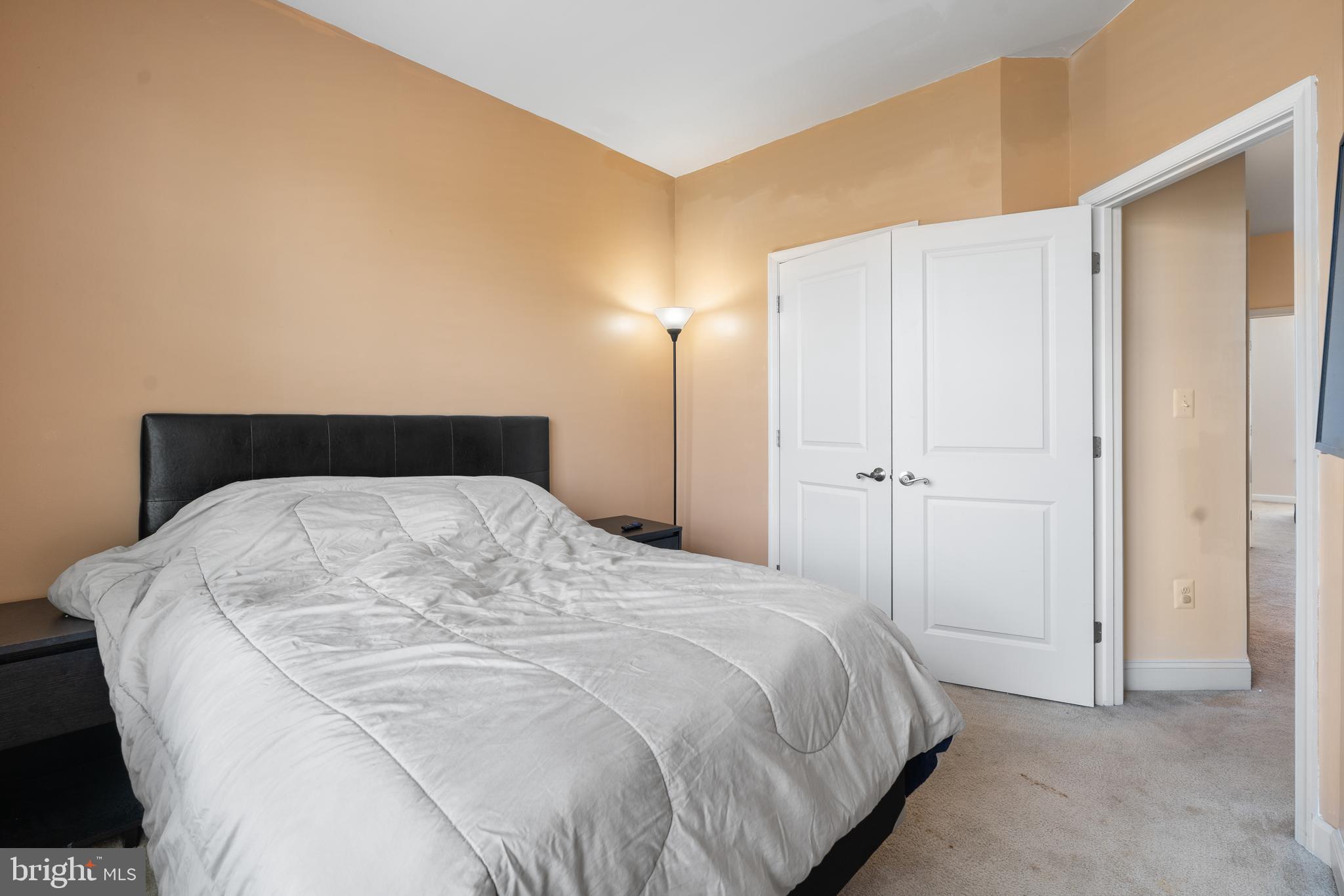 WOOD GLEN - Residential