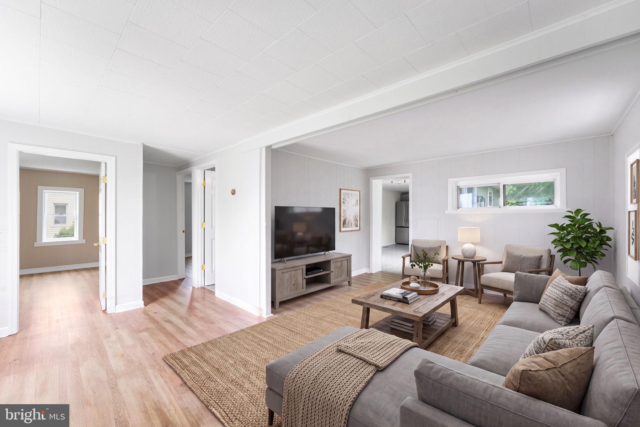284 ELLICOTT ROAD