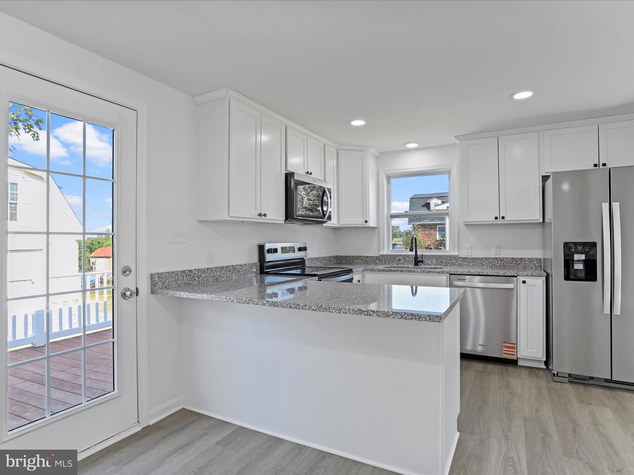 ORCHARD HILLS - Residential