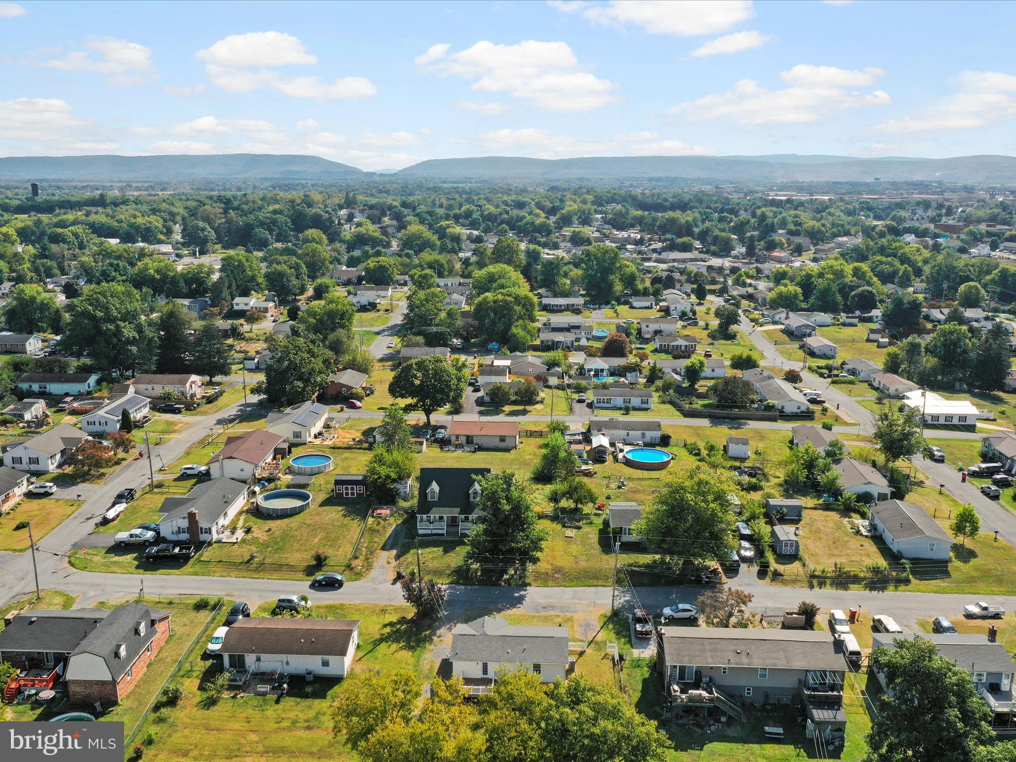 ORCHARD HILLS - Residential