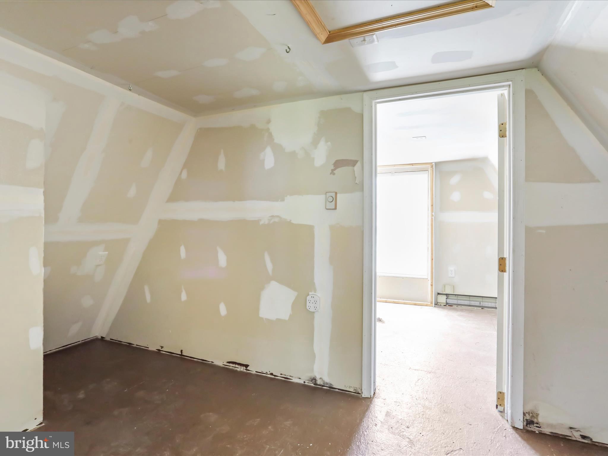 ORCHARD HILLS - Residential