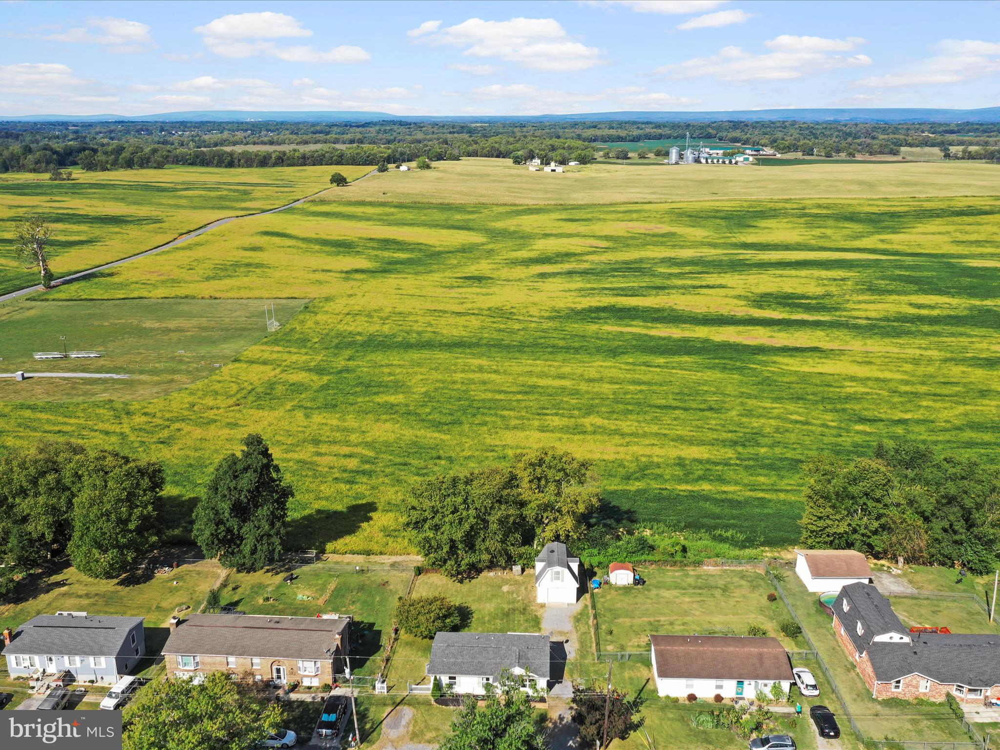 ORCHARD HILLS - Residential