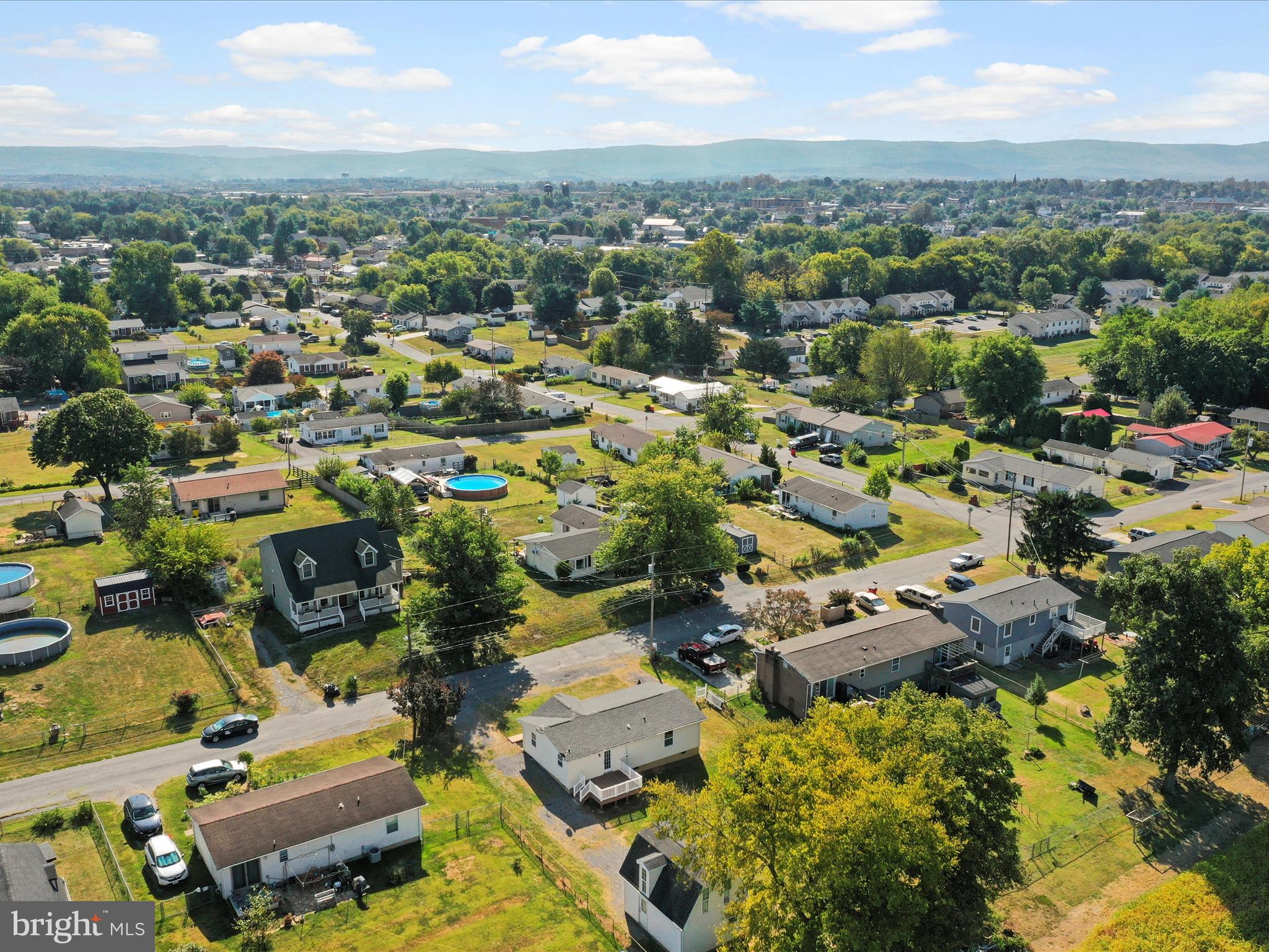 ORCHARD HILLS - Residential