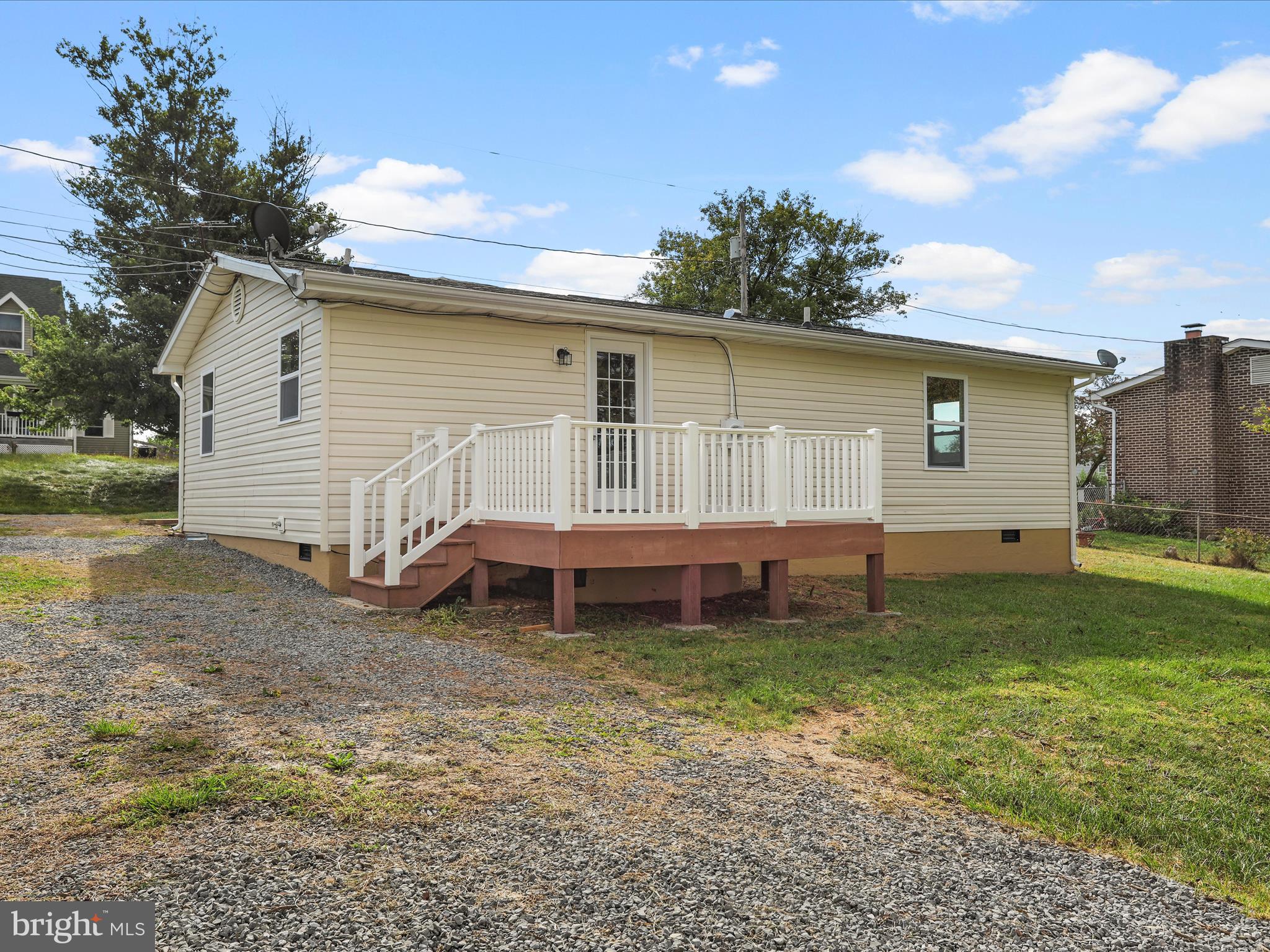 ORCHARD HILLS - Residential