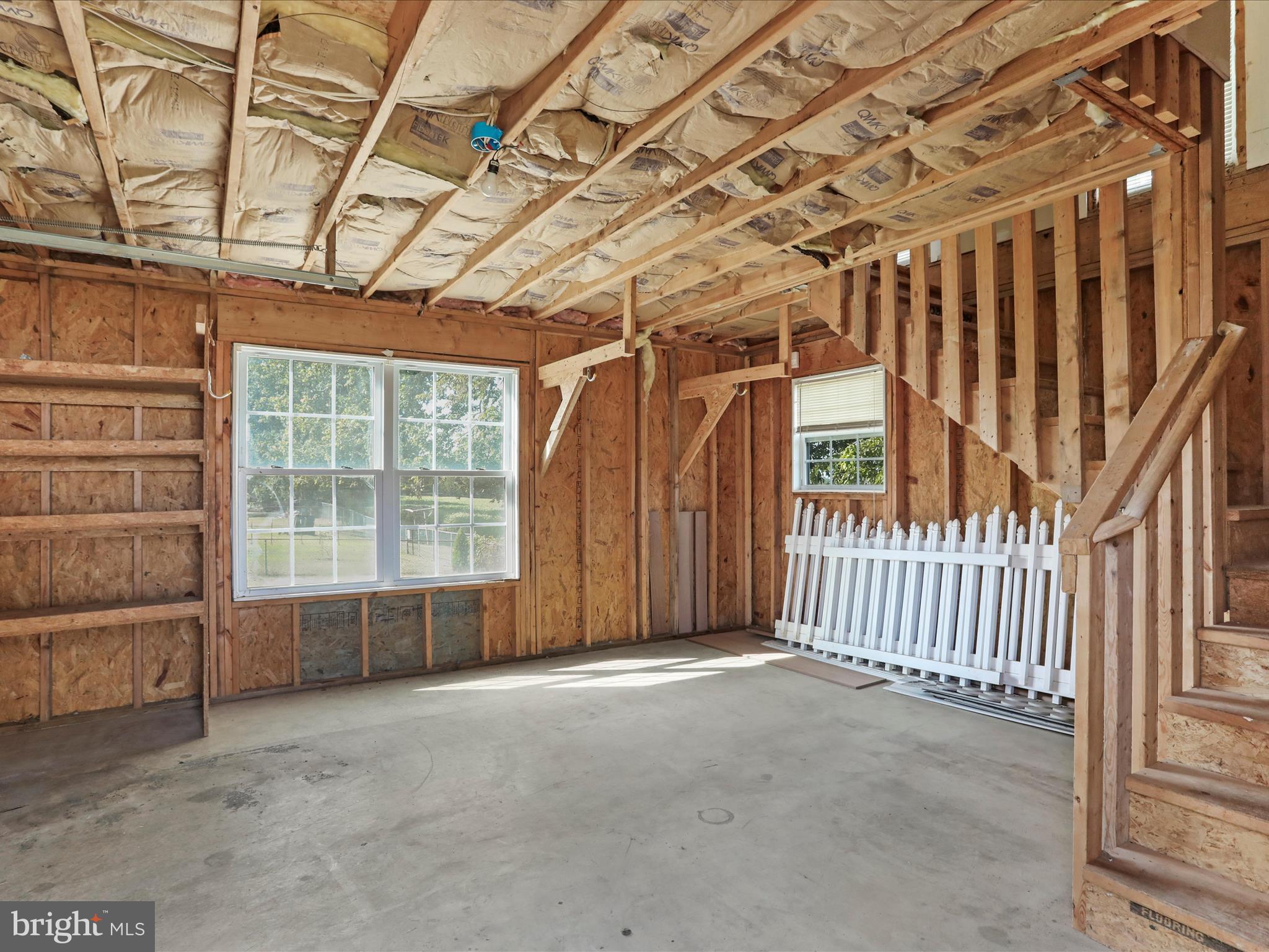 ORCHARD HILLS - Residential