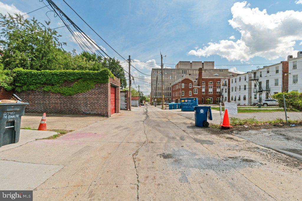 CHARLES VILLAGE - Residential Income