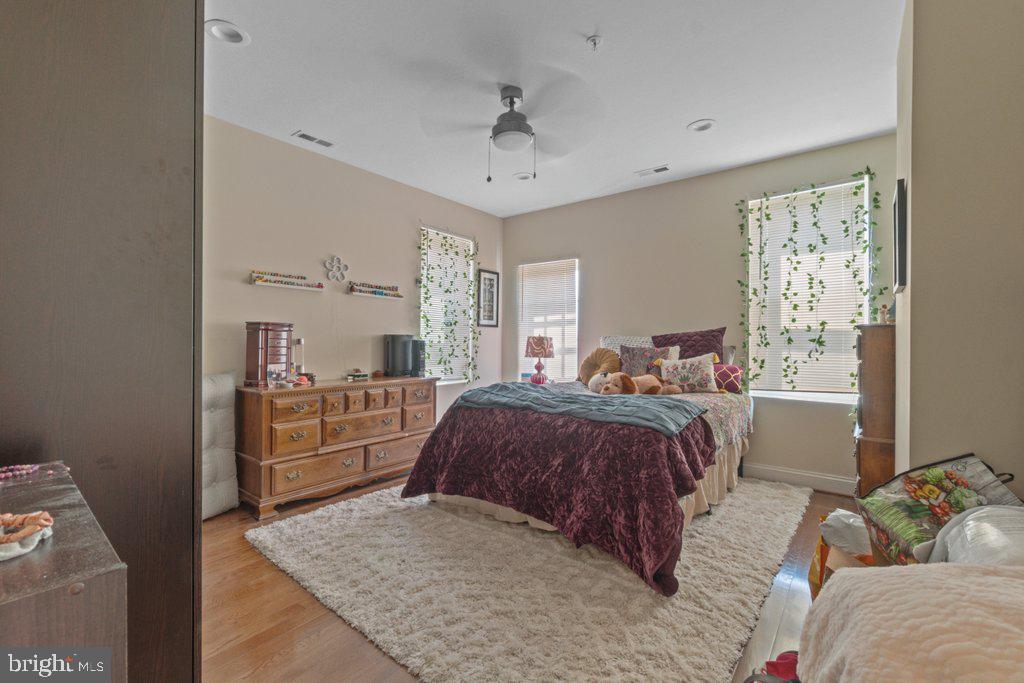 CHARLES VILLAGE - Residential Income
