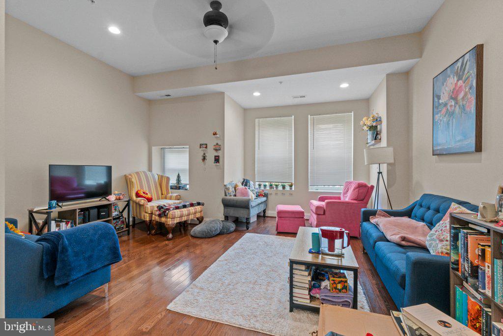 CHARLES VILLAGE - Residential Income