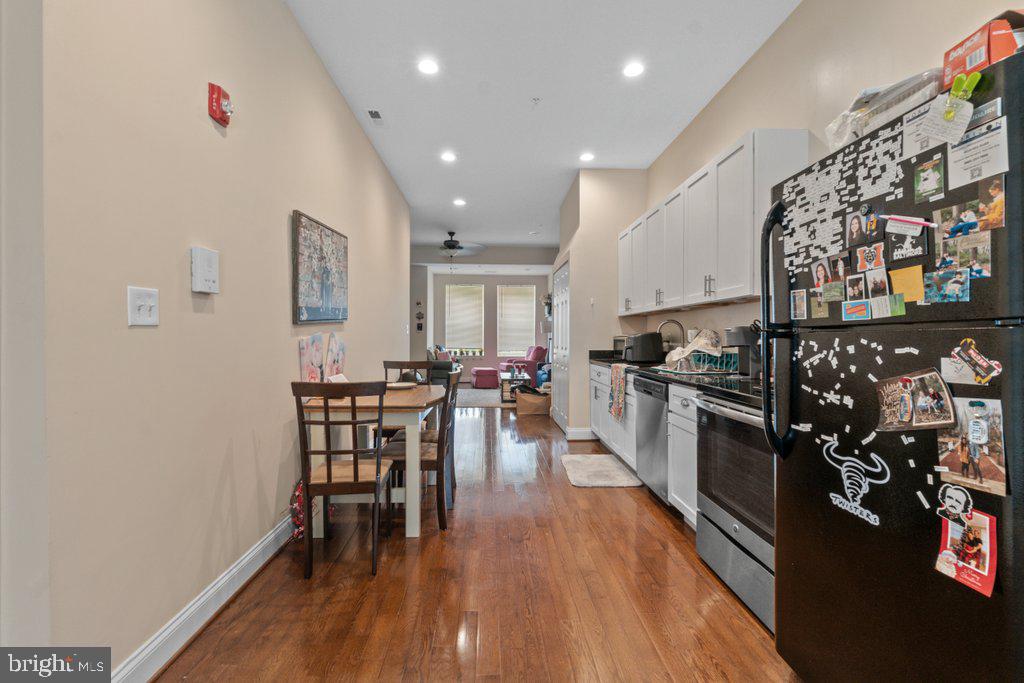 CHARLES VILLAGE - Residential Income