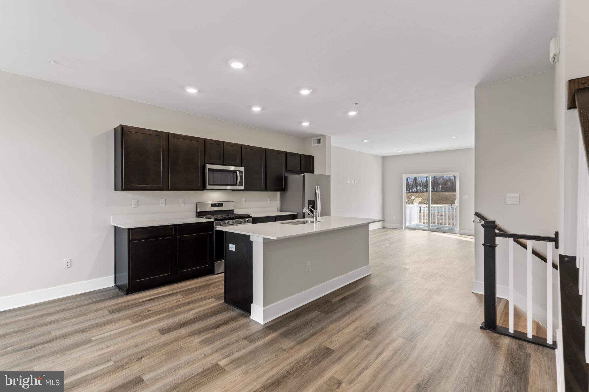 MAGNOLIA LANDING - Residential