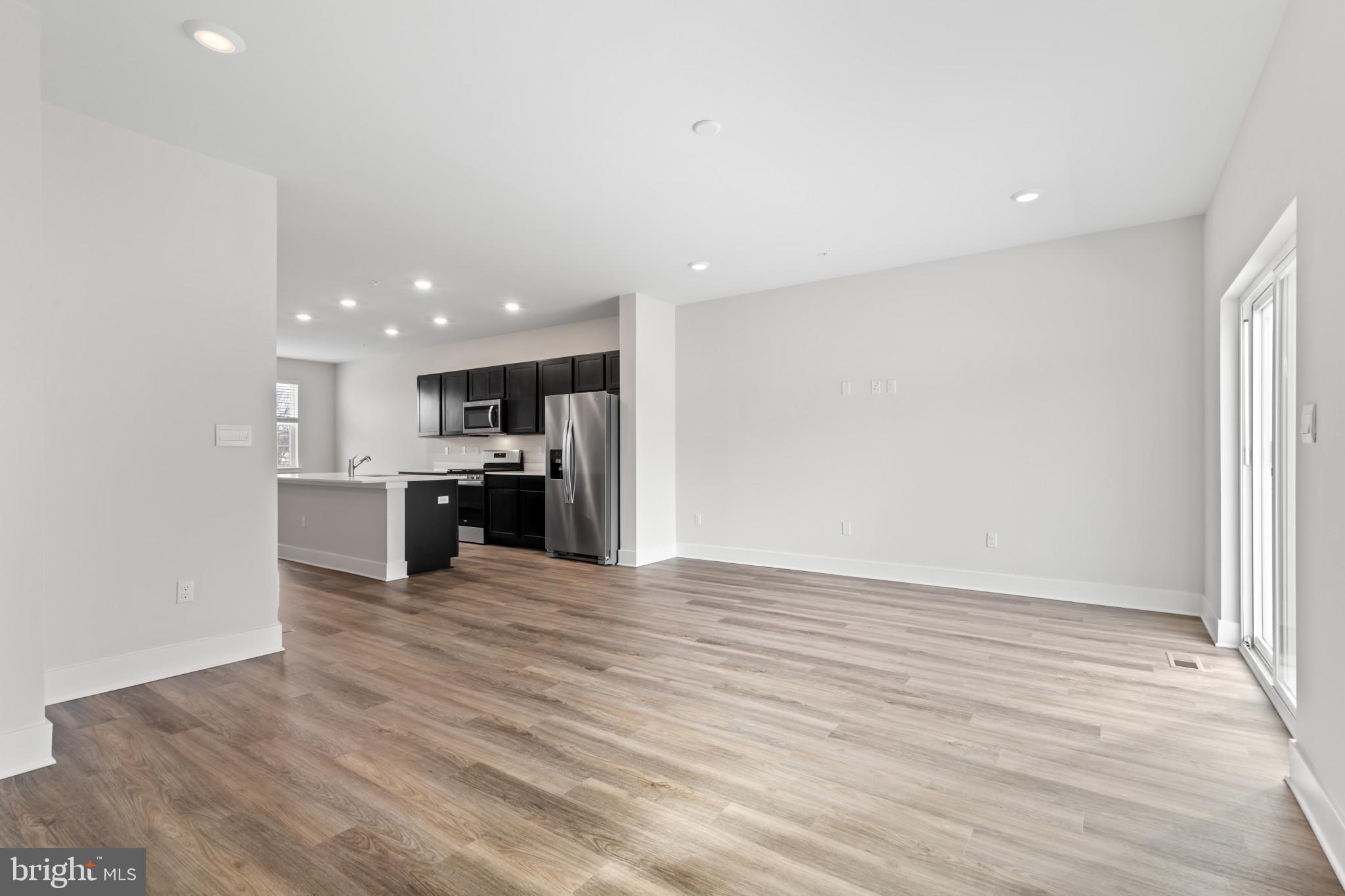 MAGNOLIA LANDING - Residential