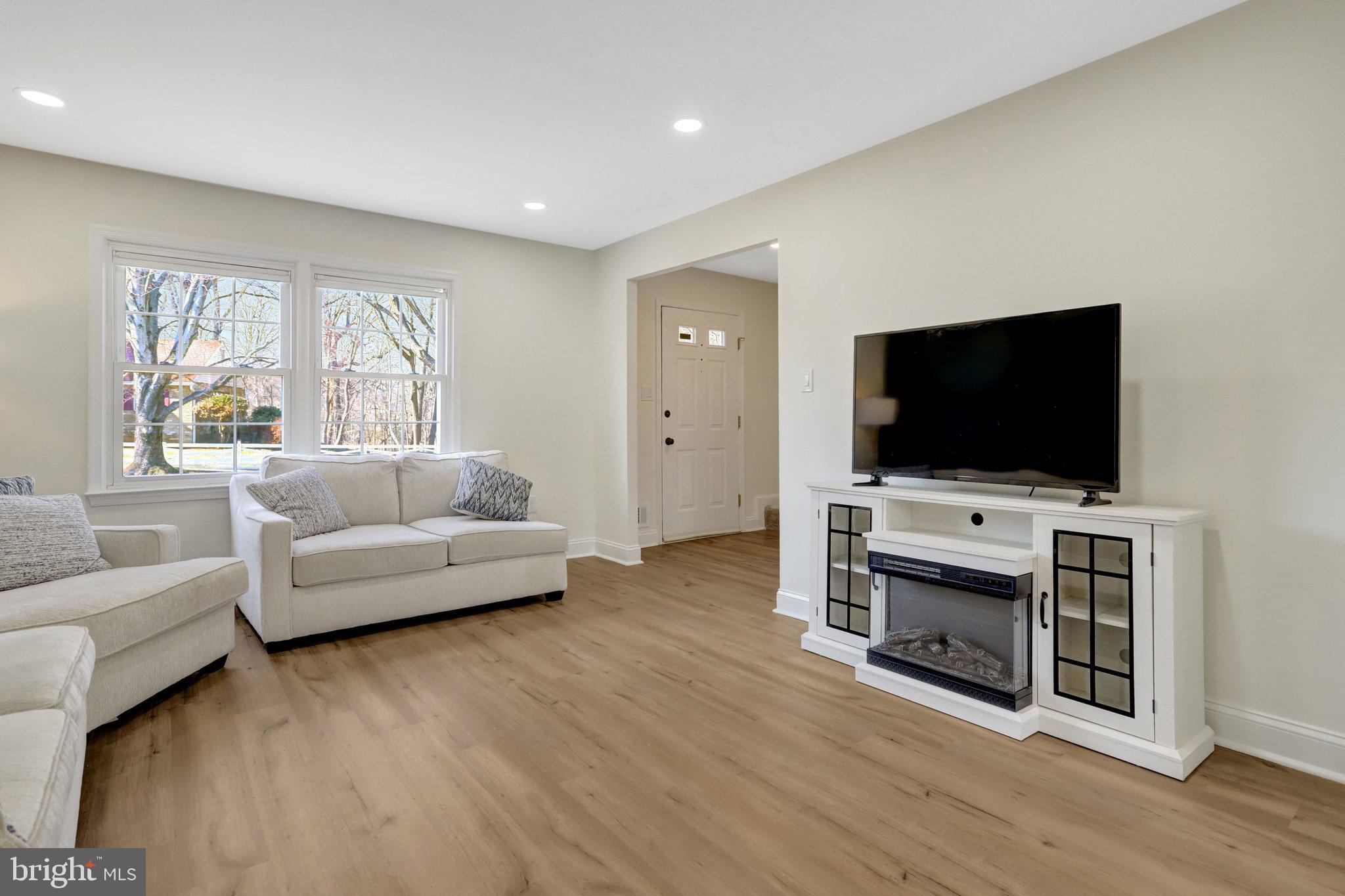 RIVER BEND ESTATES - Residential